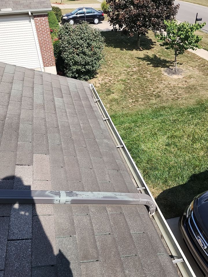 Liberty Township - Pristine Black by Tamlin Roofing