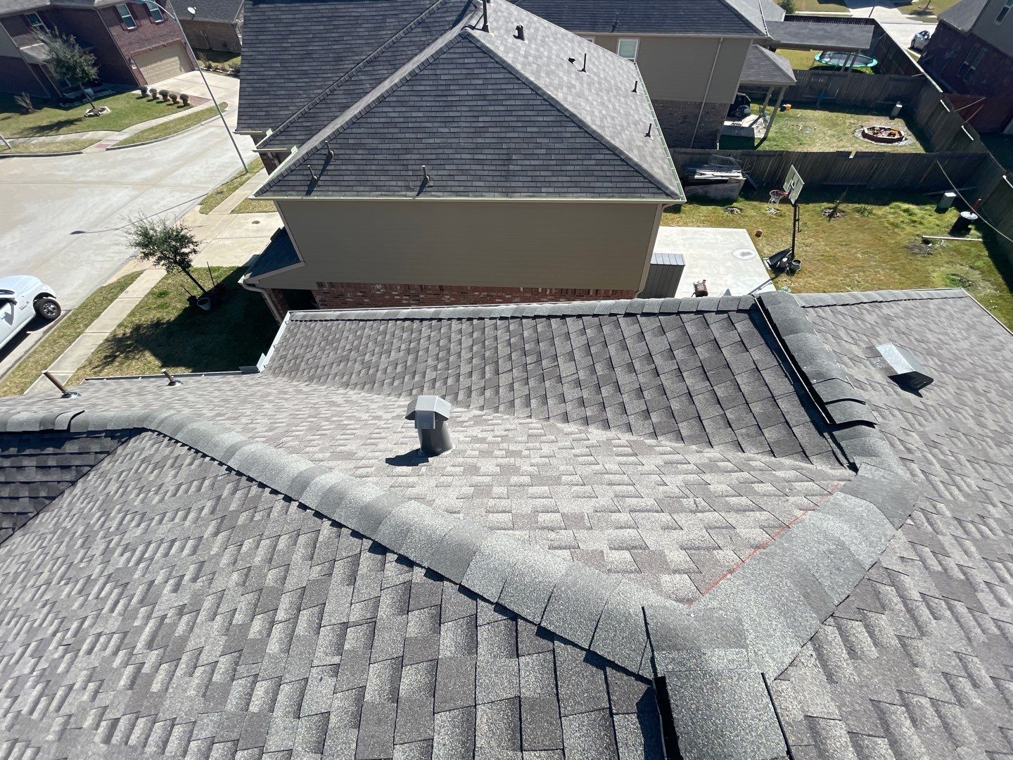 GAF HDZ - Weathered Wood by Elite Roofing LLC