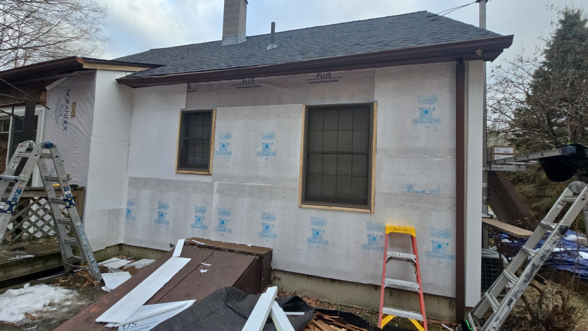 Siding Installation using Vinyl by Manny Construction LLC