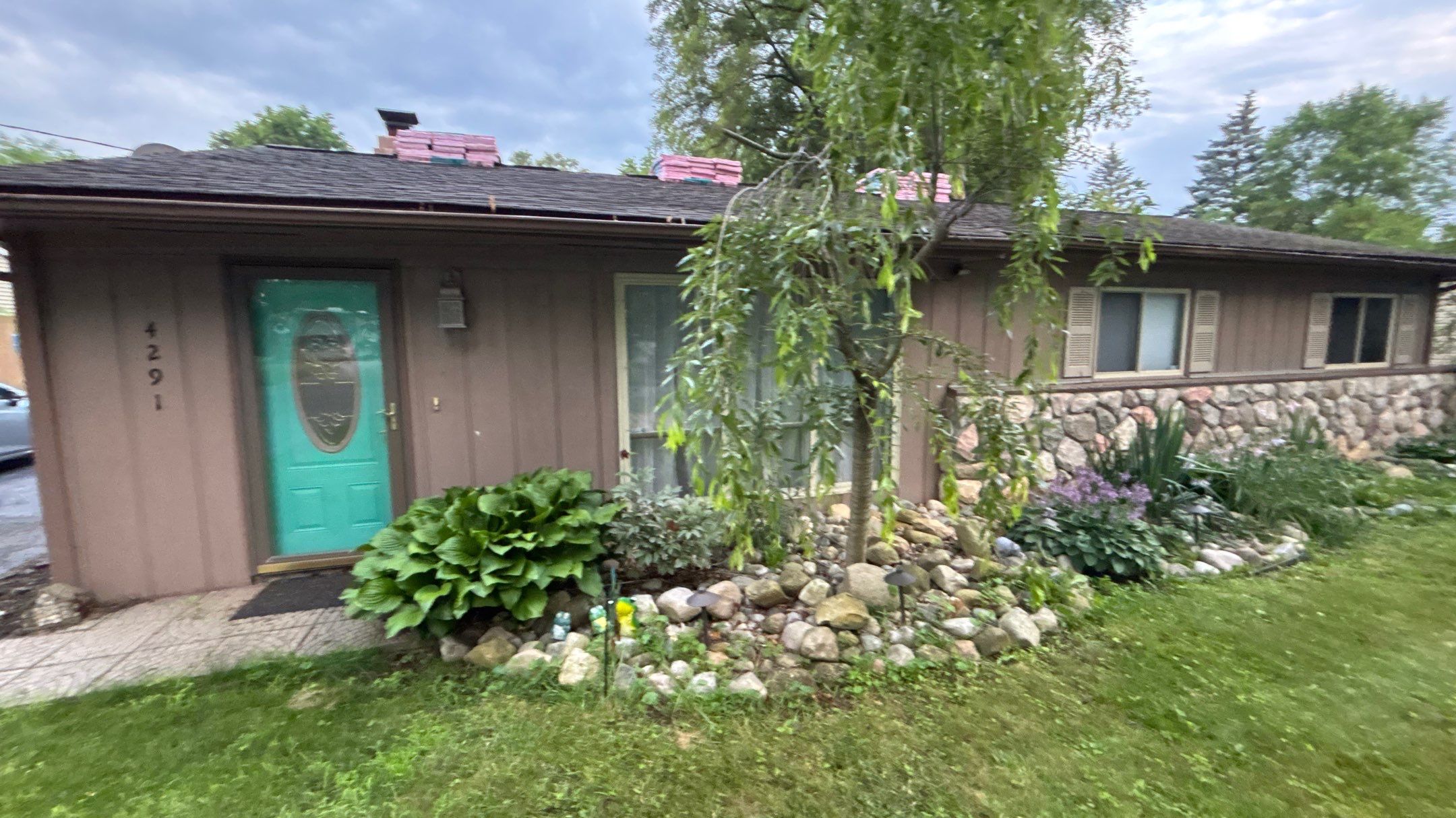 Roof Replacement using Owens Corning Summer Harvest by 180 Contractors