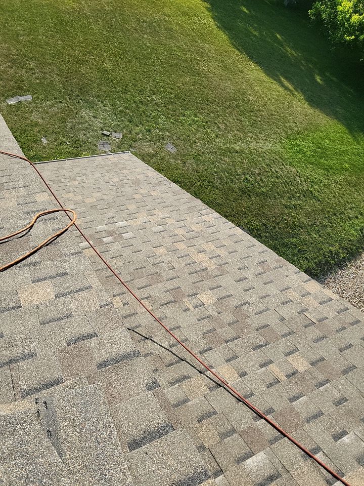 ATLAS PINNACLE COLOR: WEATHERED SHADOW by Eagle Eye Roofing