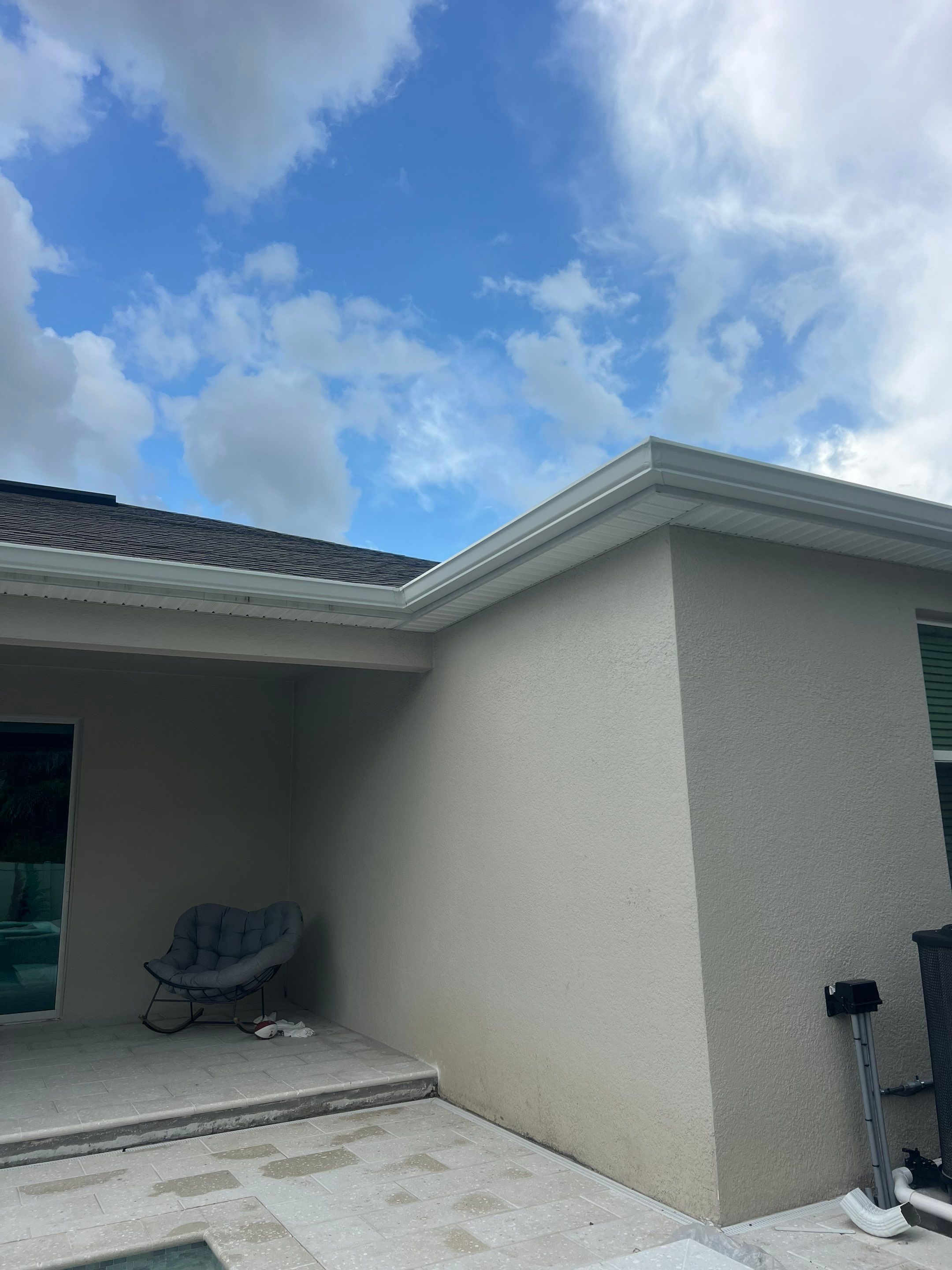 Seamless Gutters with Elegant Design in Lutz FL by Gutter Professors