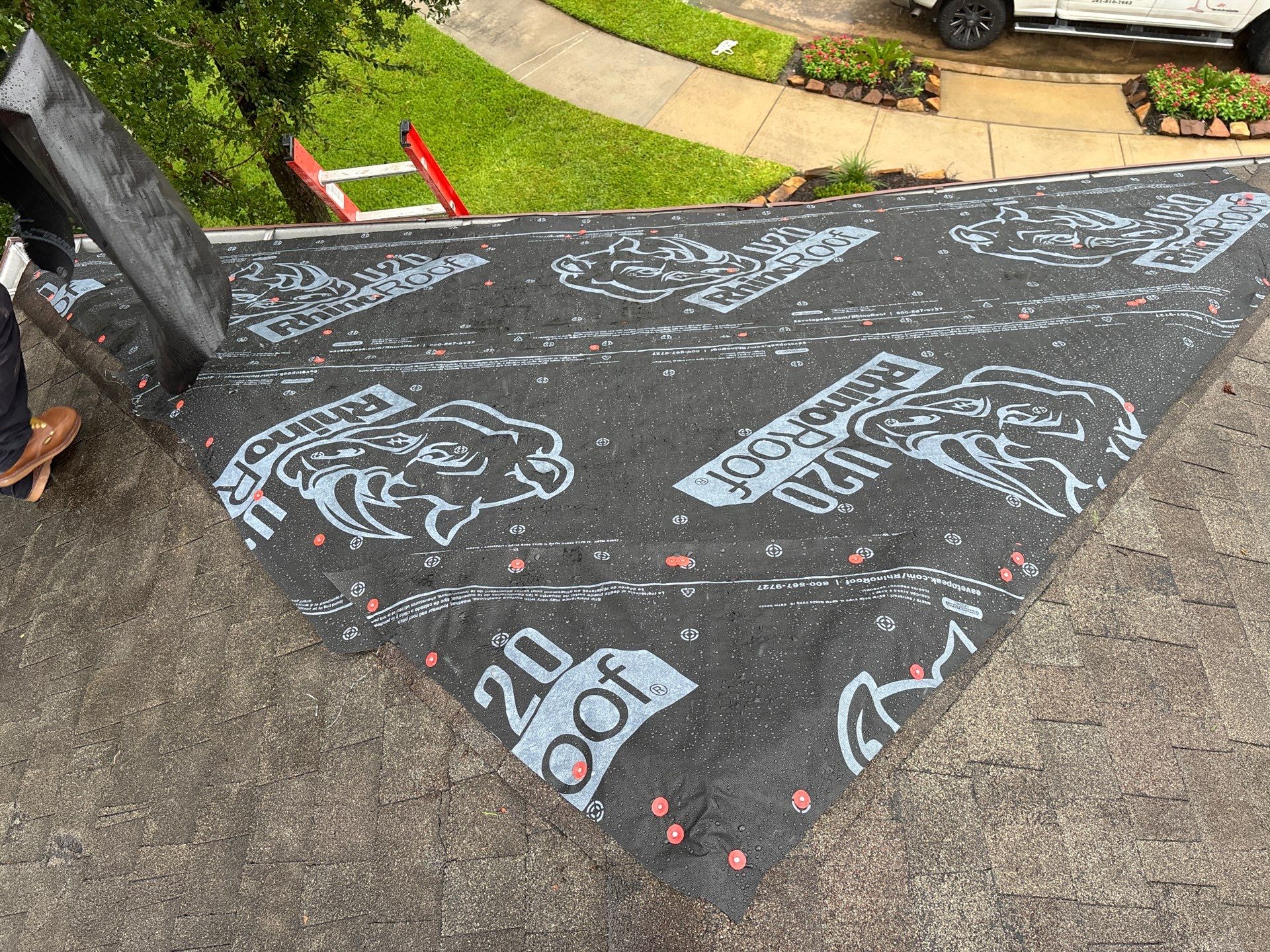 Residential Roofing Installation using Owen's Corning Duration (Lifetime) Shingles by Roof Repair Company