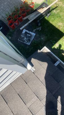 Turtle Shell gutter protection installation in Elgin, IL 60123, photograph 2