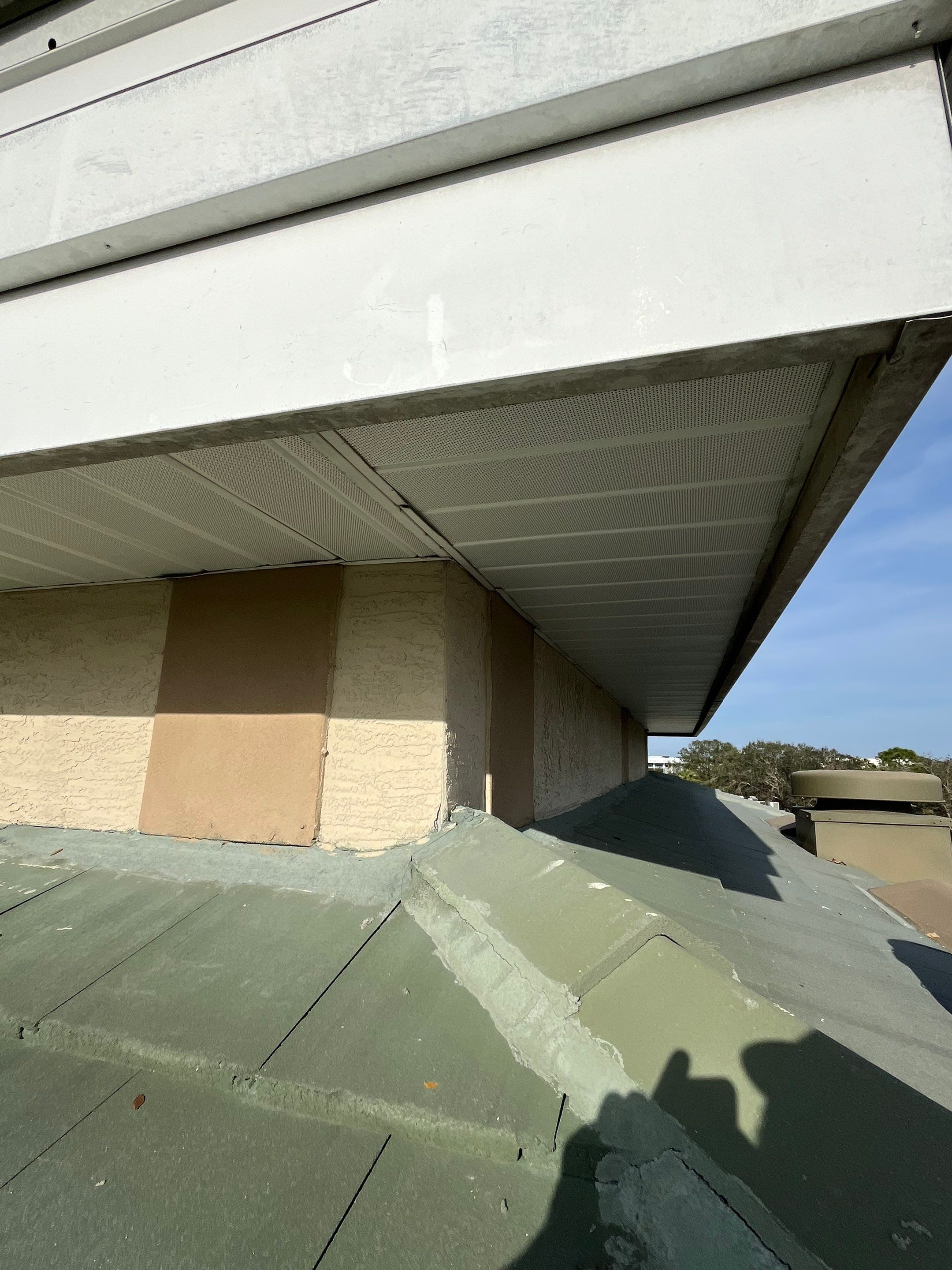 Soffit and Fascia Replacement in Lakewood Ranch FL by Gutter Professors
