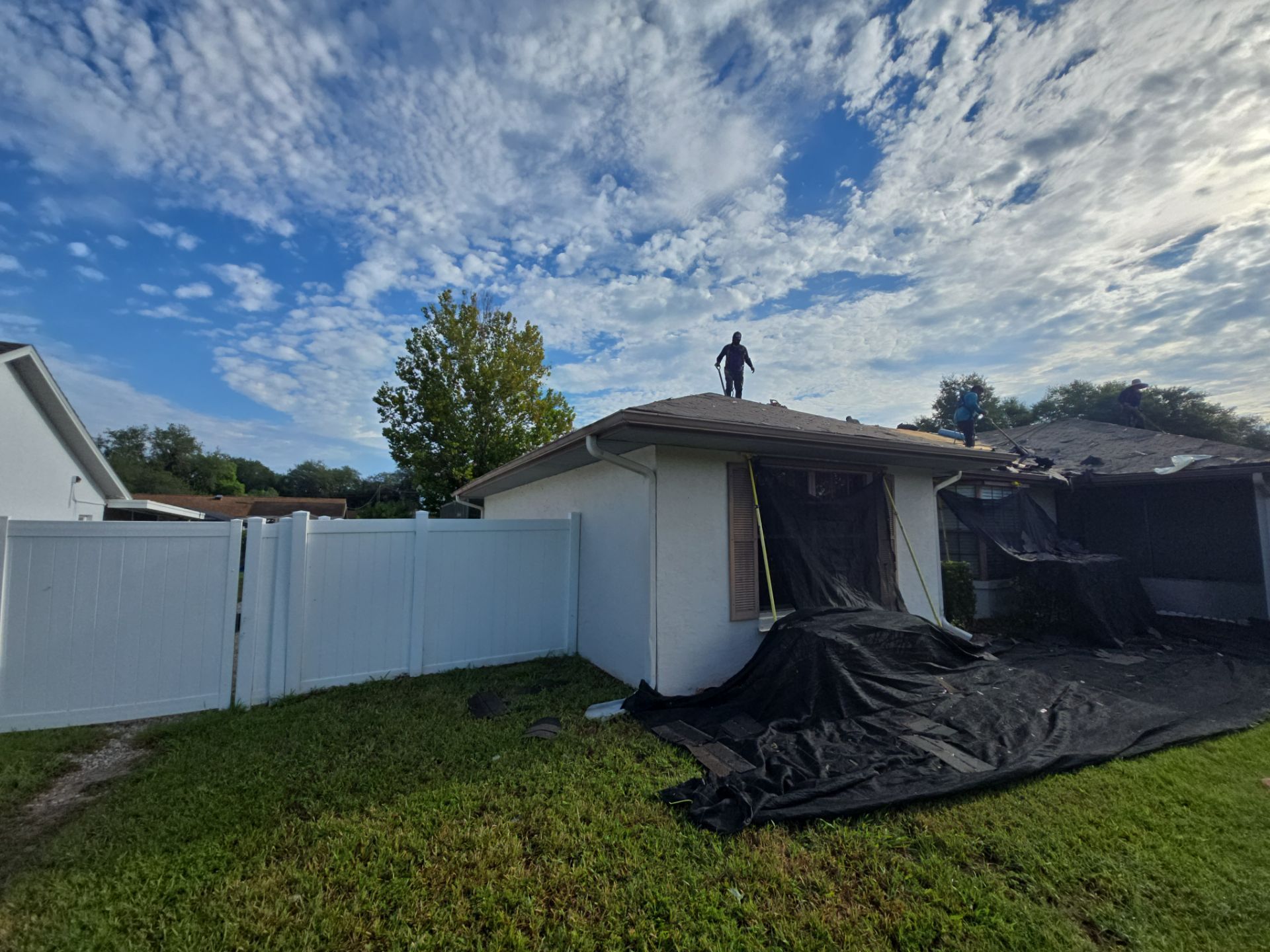 Deltona Roof Replacement Featuring Atlas Pinnacle Sun in Cool Coral Canyon by Pinnacle Roofing Group