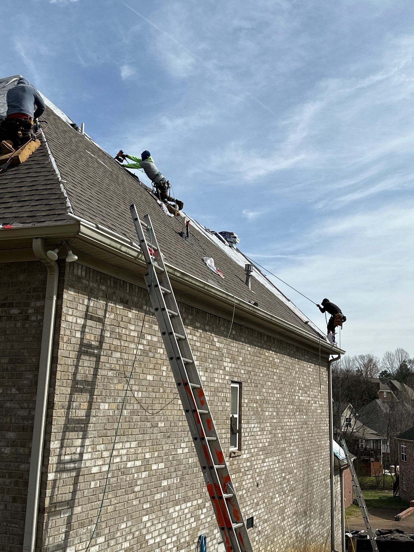 Residential Roofing Installation using Gaf Timberline HDZ Weathered Wood by Undersun Roofing 