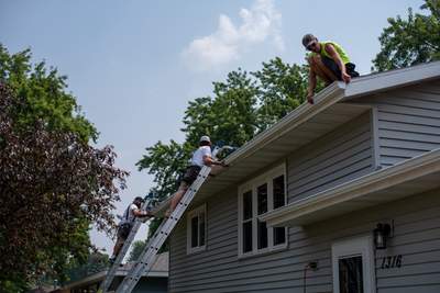 5-Inch White Seamless Gutter Installation – St. Cloud, MN