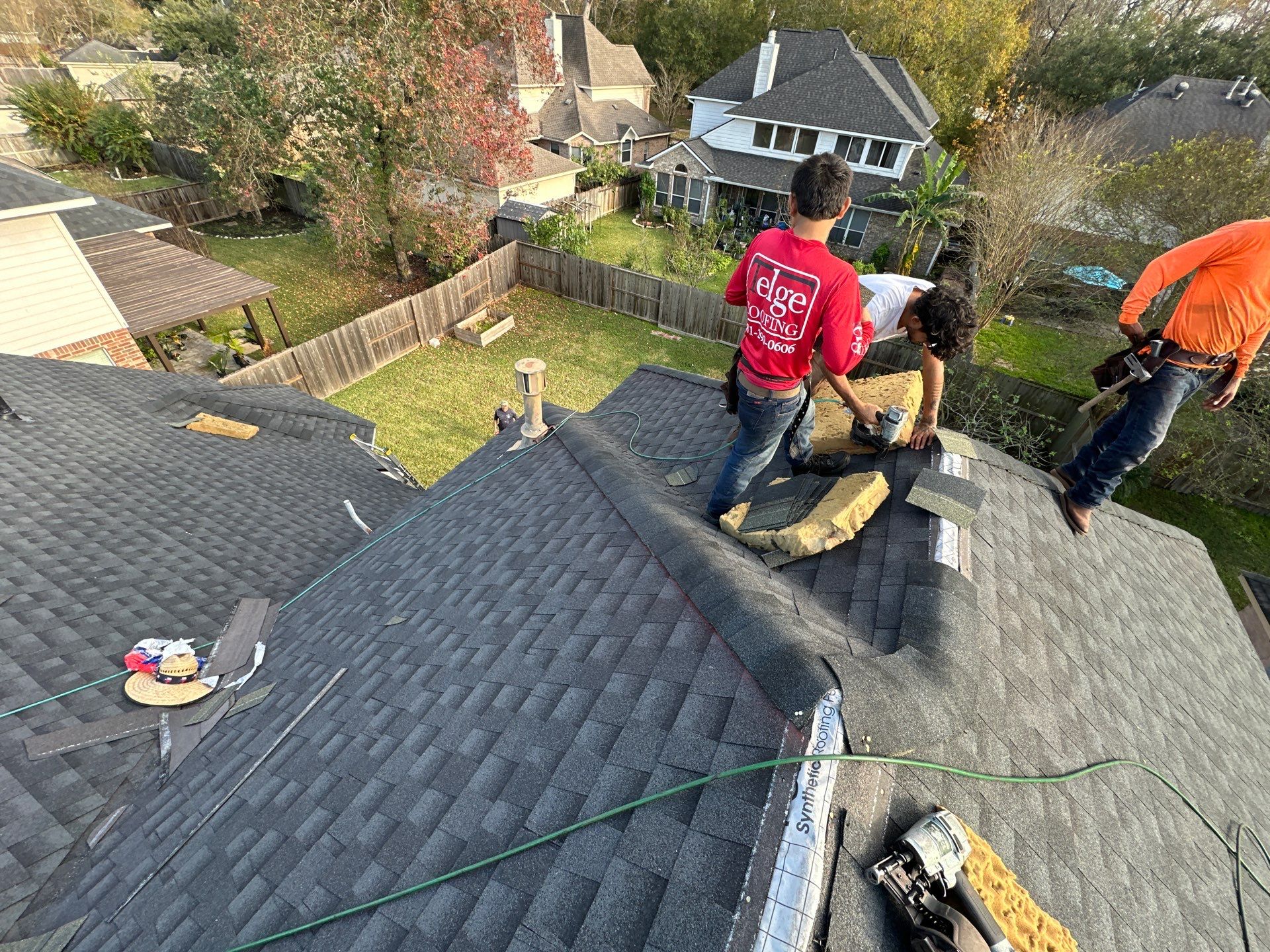 GAF HDZ CHARCOAL W/ PREMIUM RIDGE Z by Motion Roofing