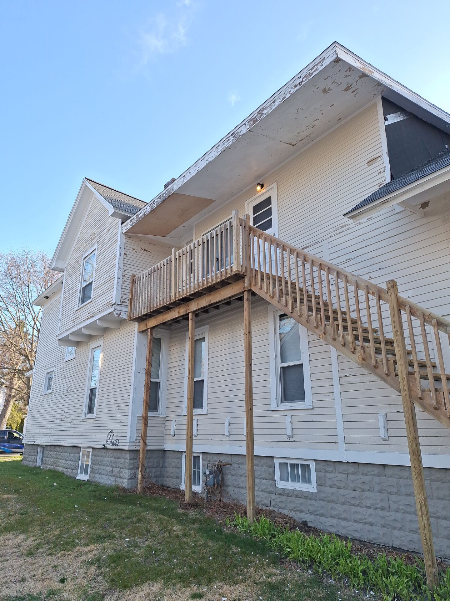 Home Exterior Painting by Gordon Painting