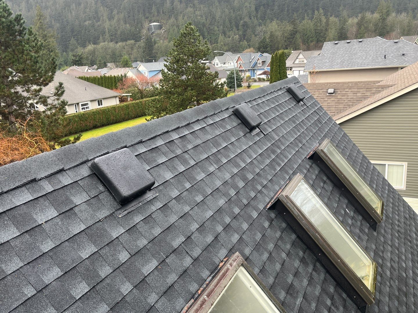 Residential Re-Roof using GAF Silver Pledge by Top Notch Roofing Inc