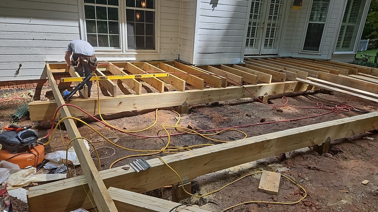 Jameswood Lane - Composite Deck Build by Pillar and Pine