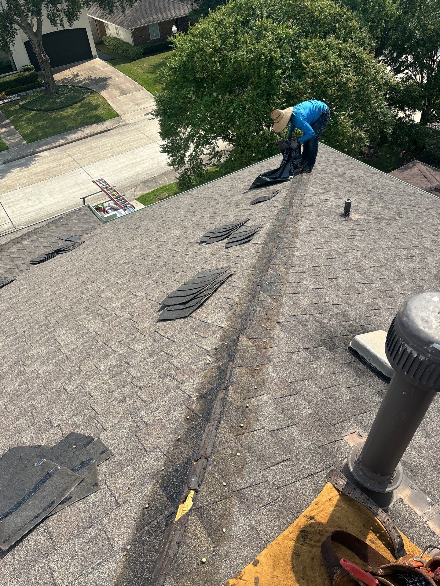 Hail Damage using Owen's Corning Duration (Lifetime) Shingles by Roof Repair Company