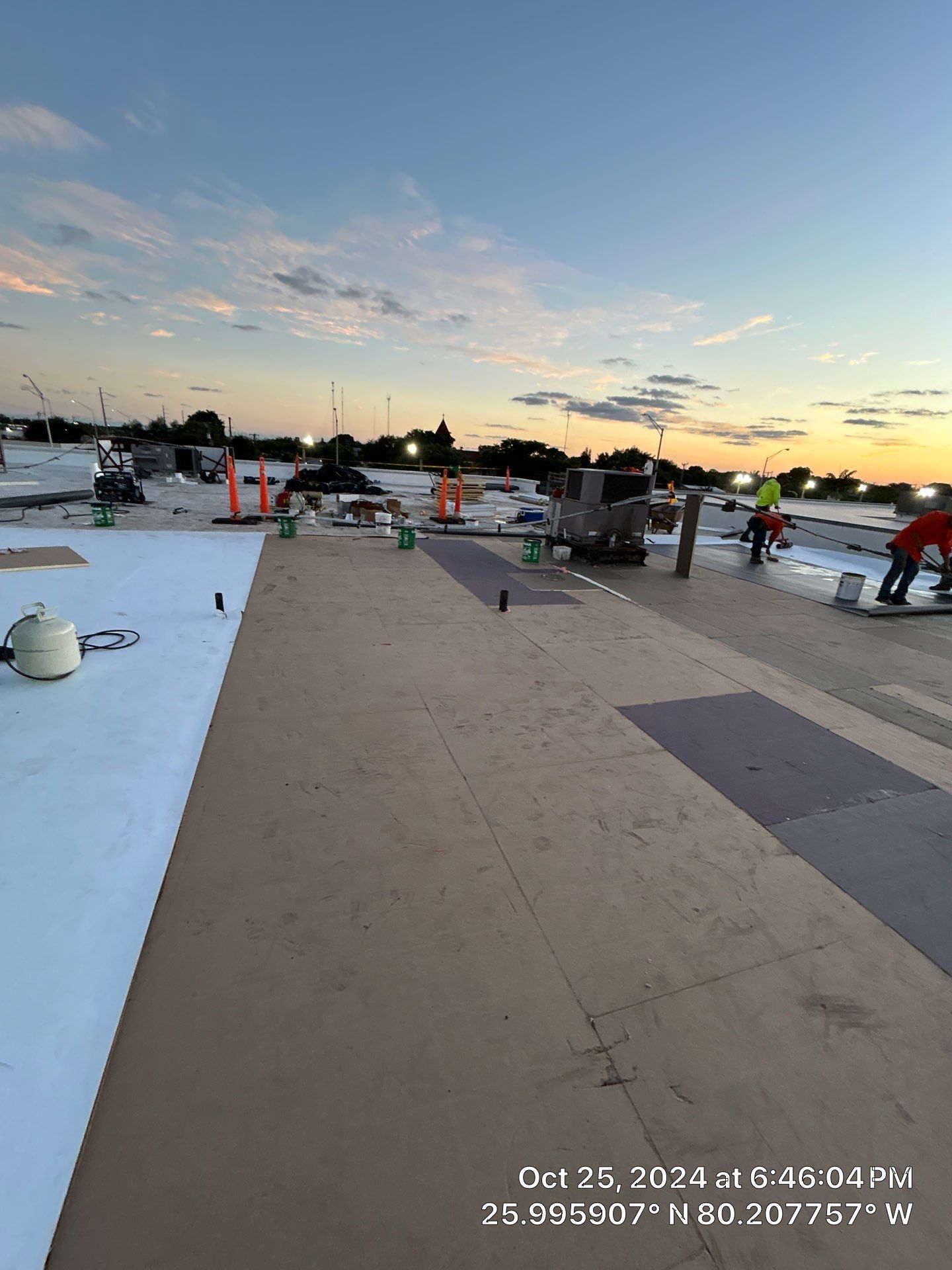 COMMERCIAL REROOF GAF TPO EVERGUARD 60 MIL SMOOTH WITH 1-1/2" INSULATION by Earl W. Johnston Roofing