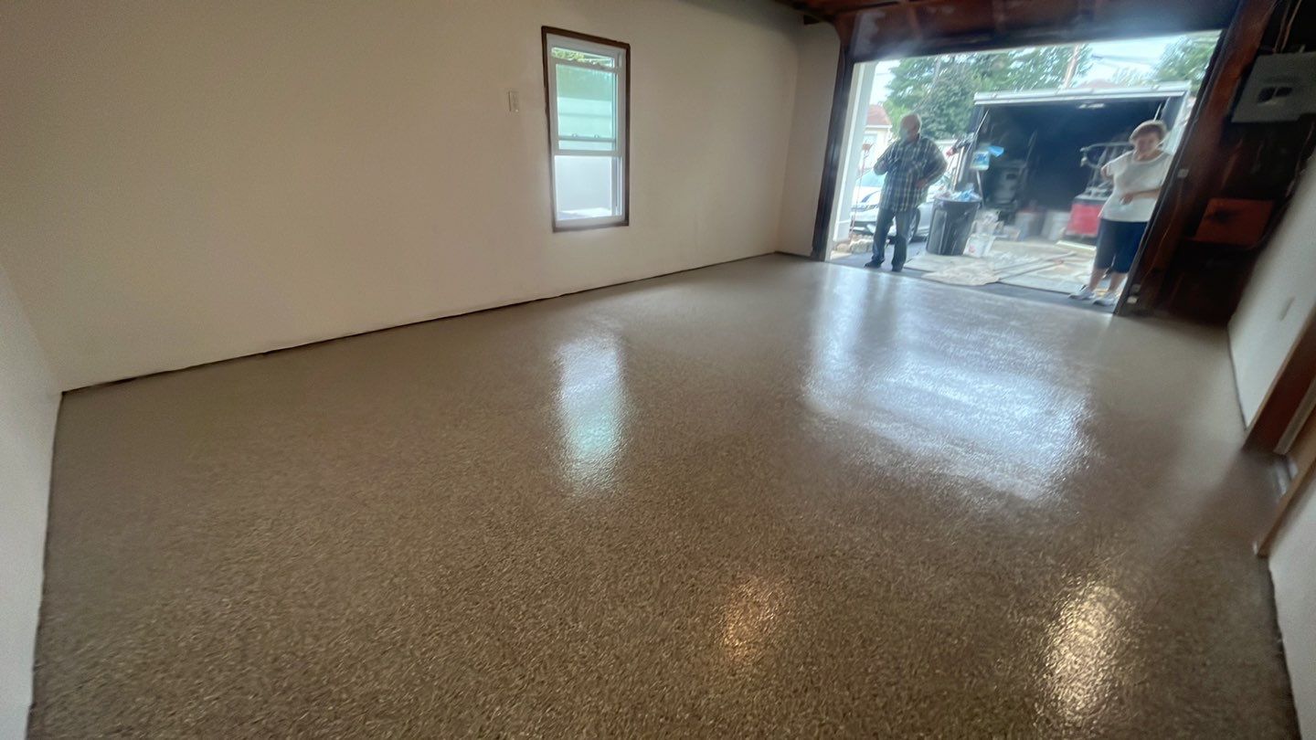 Garage in Nashua, NH 03060 by Symphony Concrete Coatings