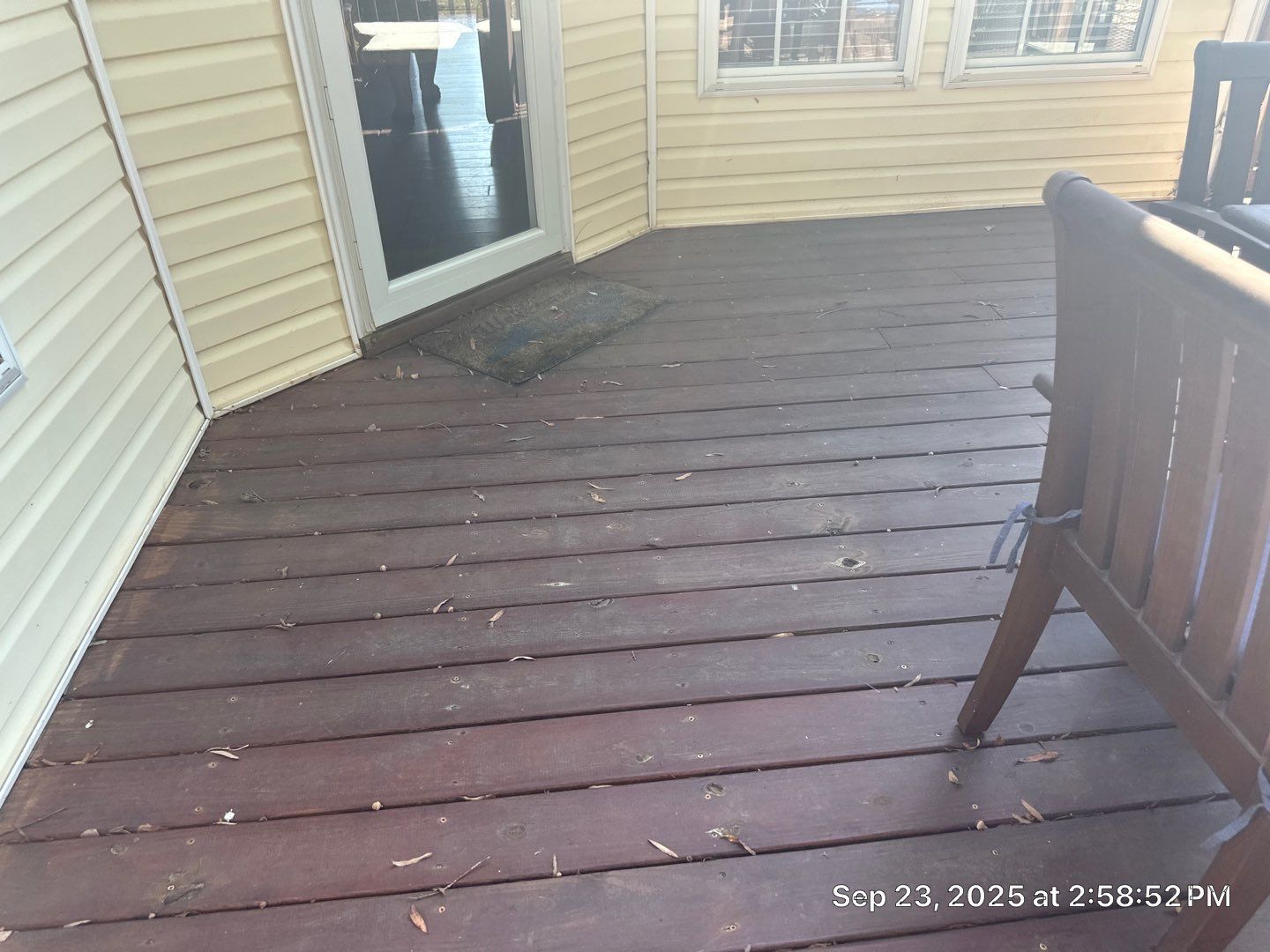 Wood Deck using Wood Sealant by DuraSeal
