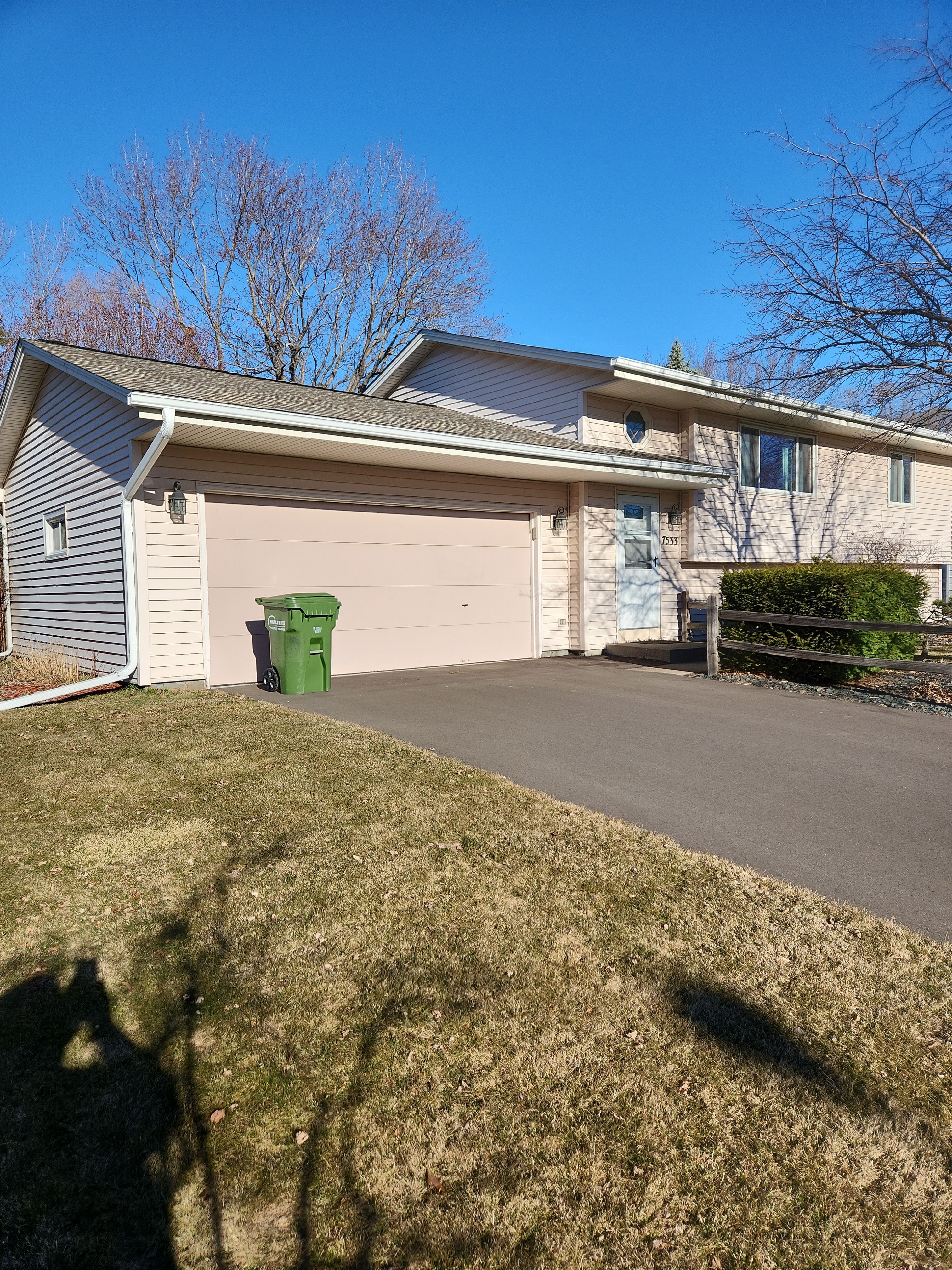 5" Gutters in Minneapolis by Next Level Seamless Gutters / Exteriors Inc.