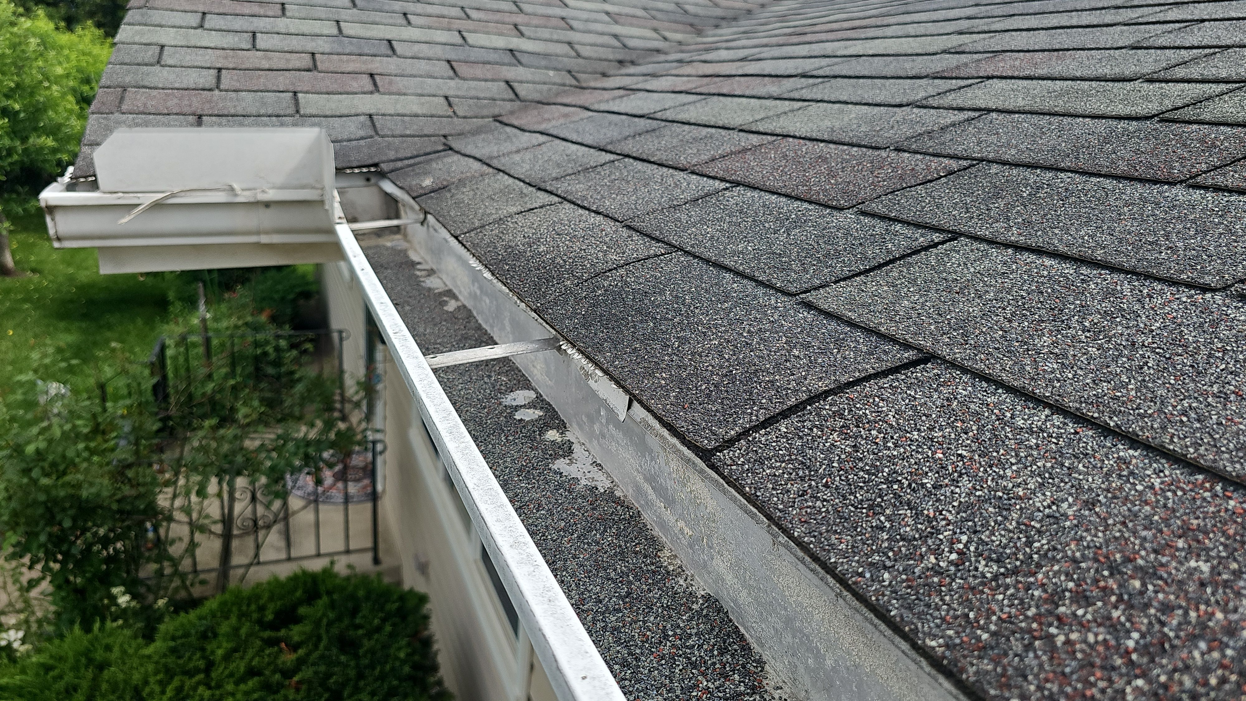 Diana A: Atlas Pinnacle, Color, Weathered Shadow, Drip Edge, Color, Musket Brown by Eagle Eye Roofing