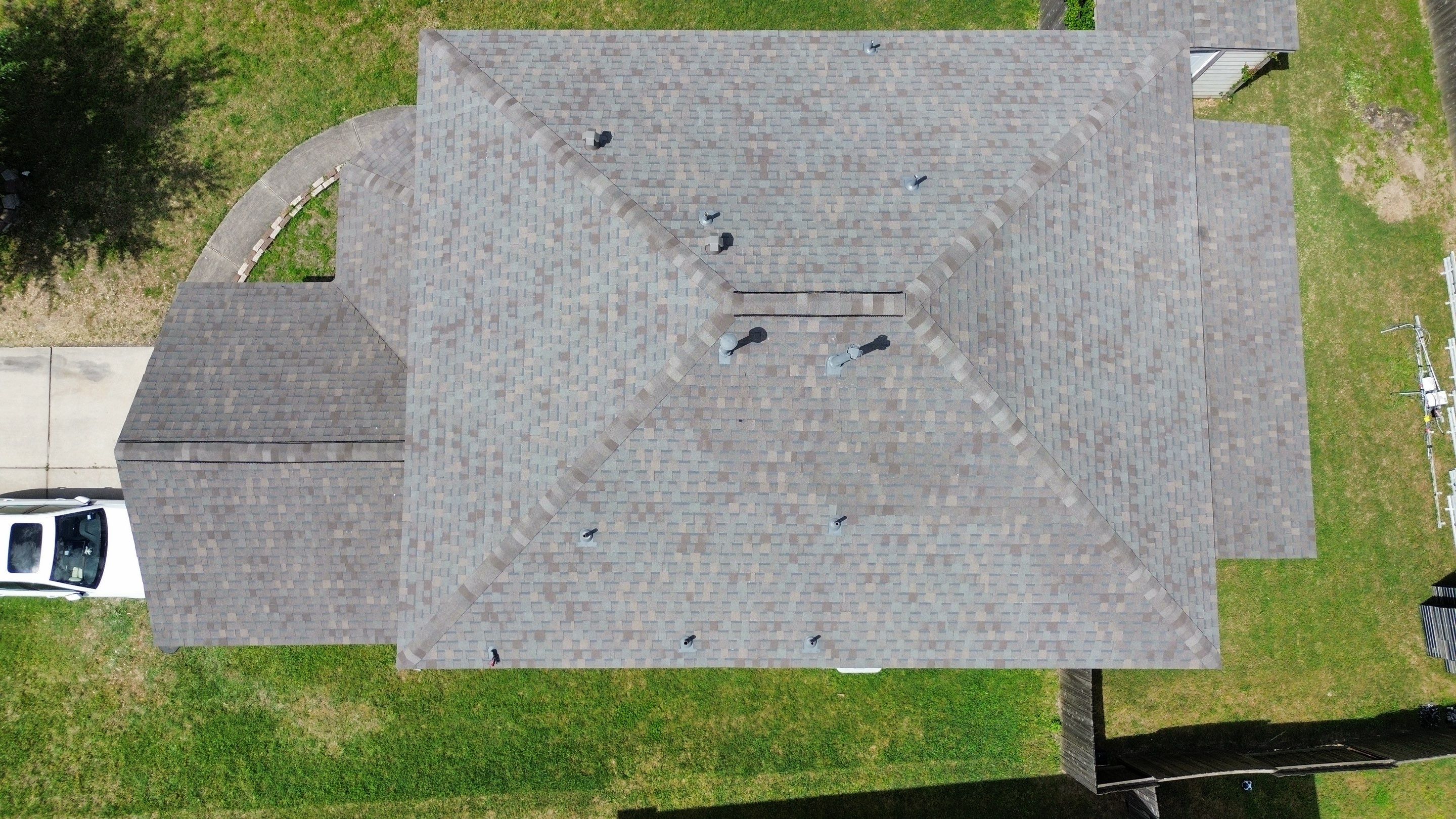 Houston Roof Install by Modern BYLT Roofing & Construction