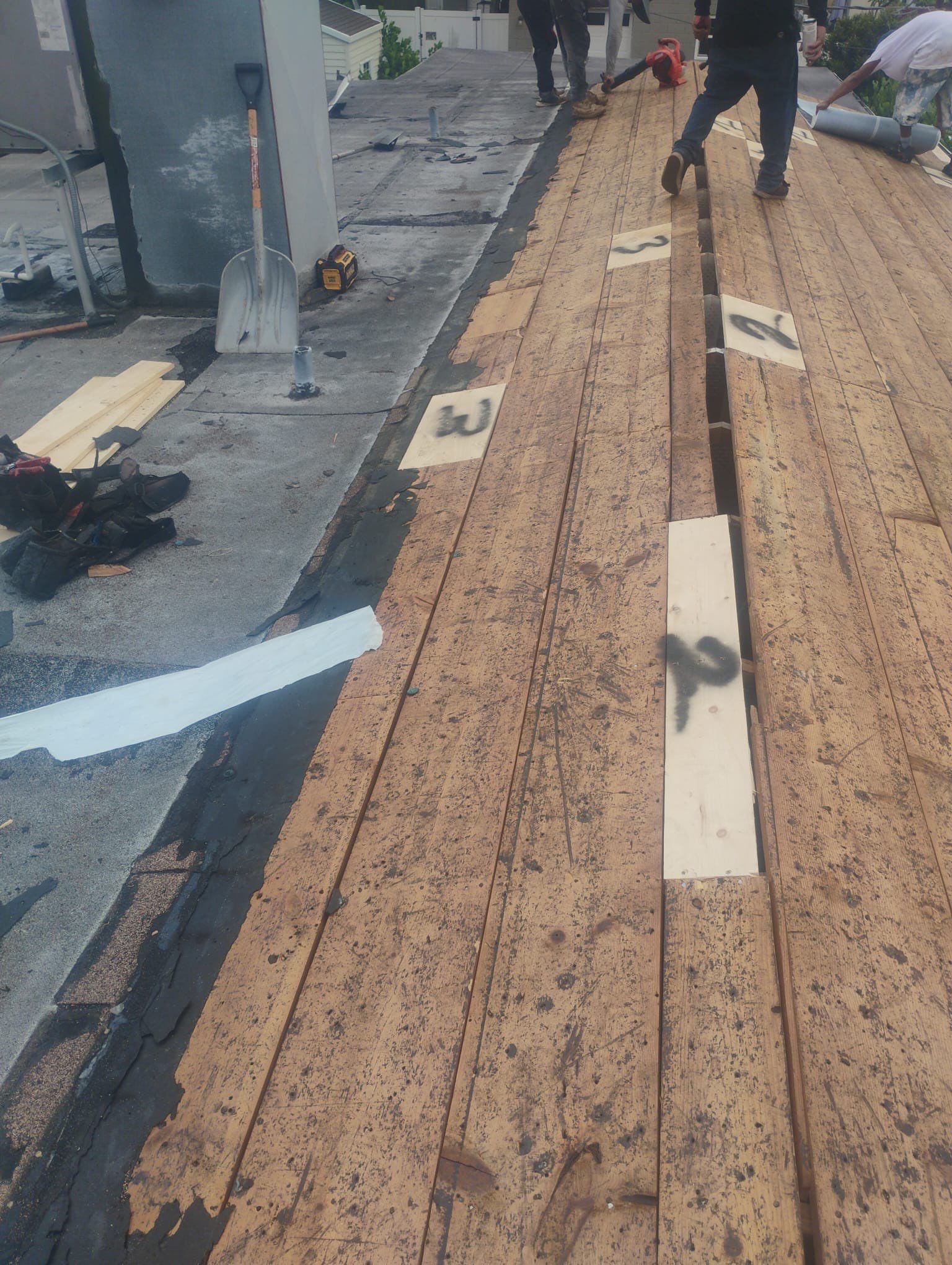 Project in St. Petersburg 33703 by Mitchell Roofing Company LLC 