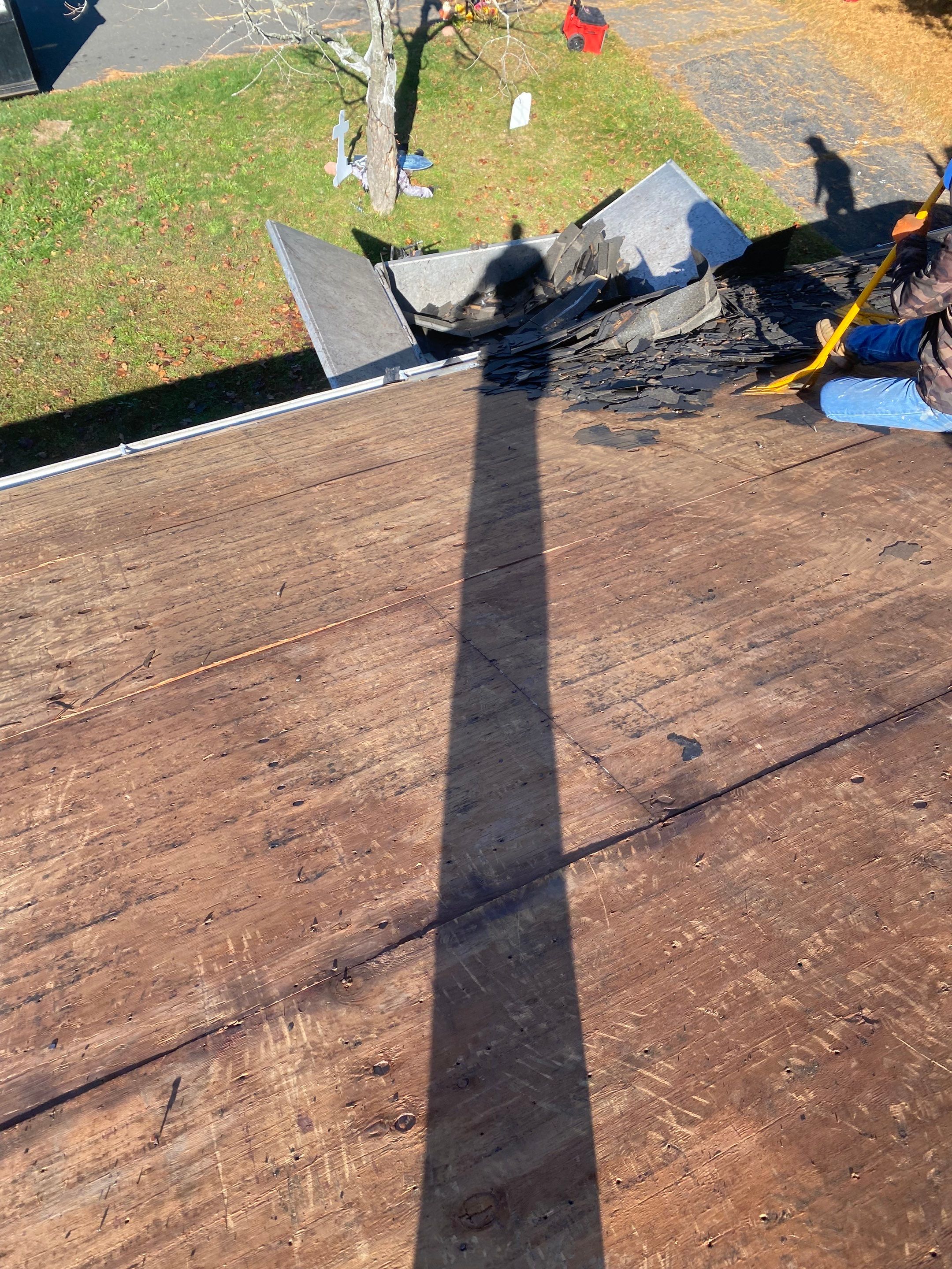 Residential Roofing Installation using Owens Corning TruDefinition by A Plus Exterior