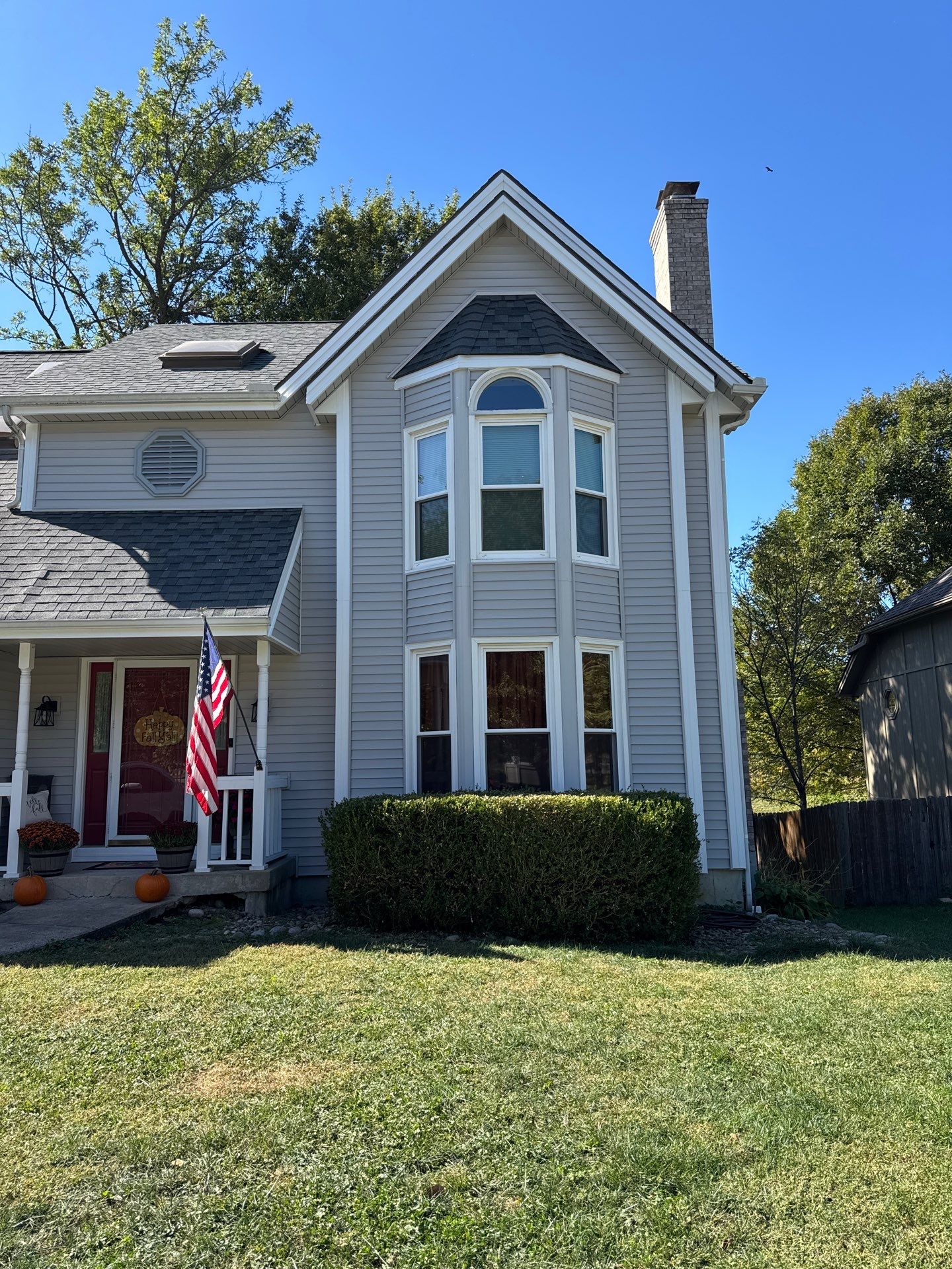 House needed this upgrade by EEC  Windows, Siding & Roofing 