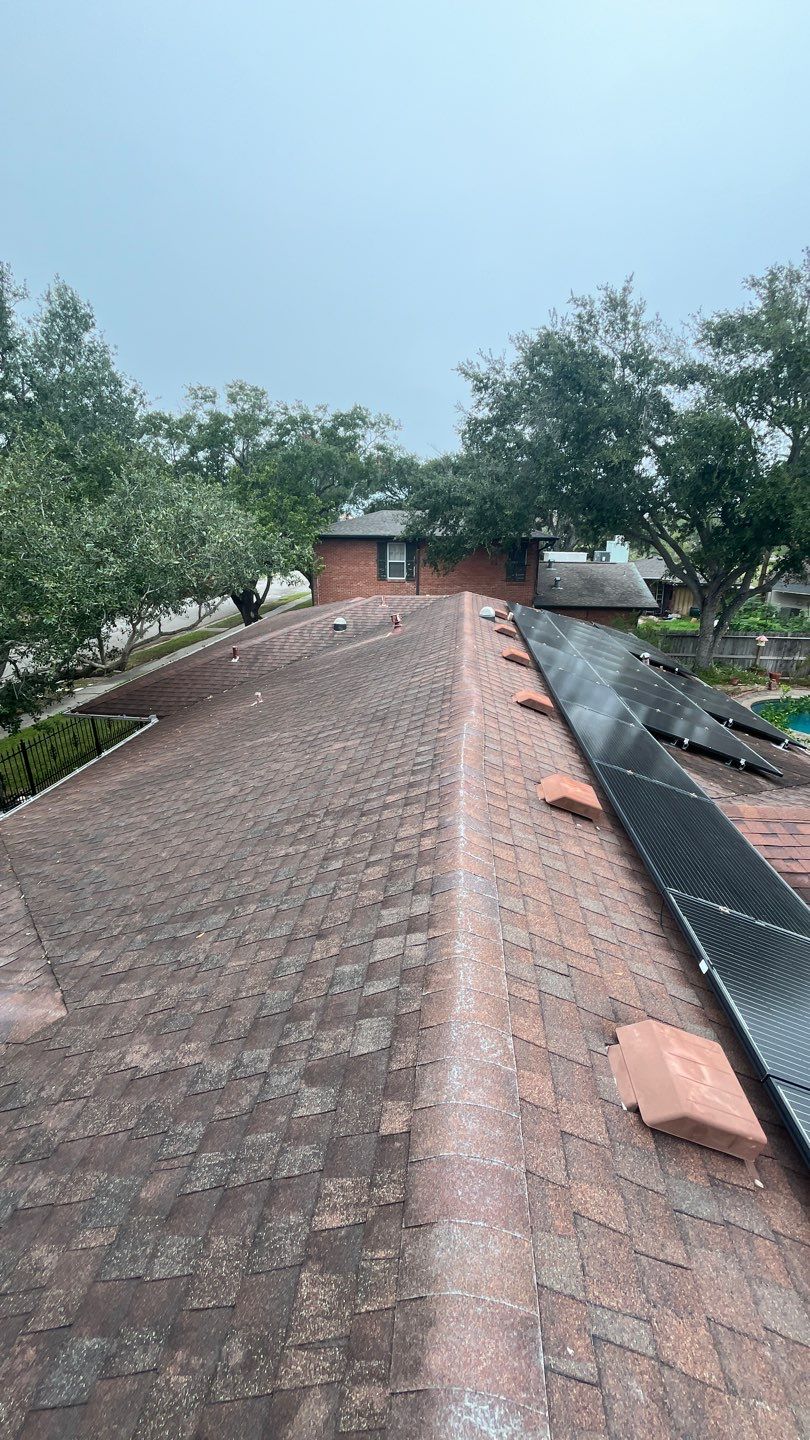Residential Roofing Installation using Certainteed Landmark Moire Black by Galvan Roofing and Construction