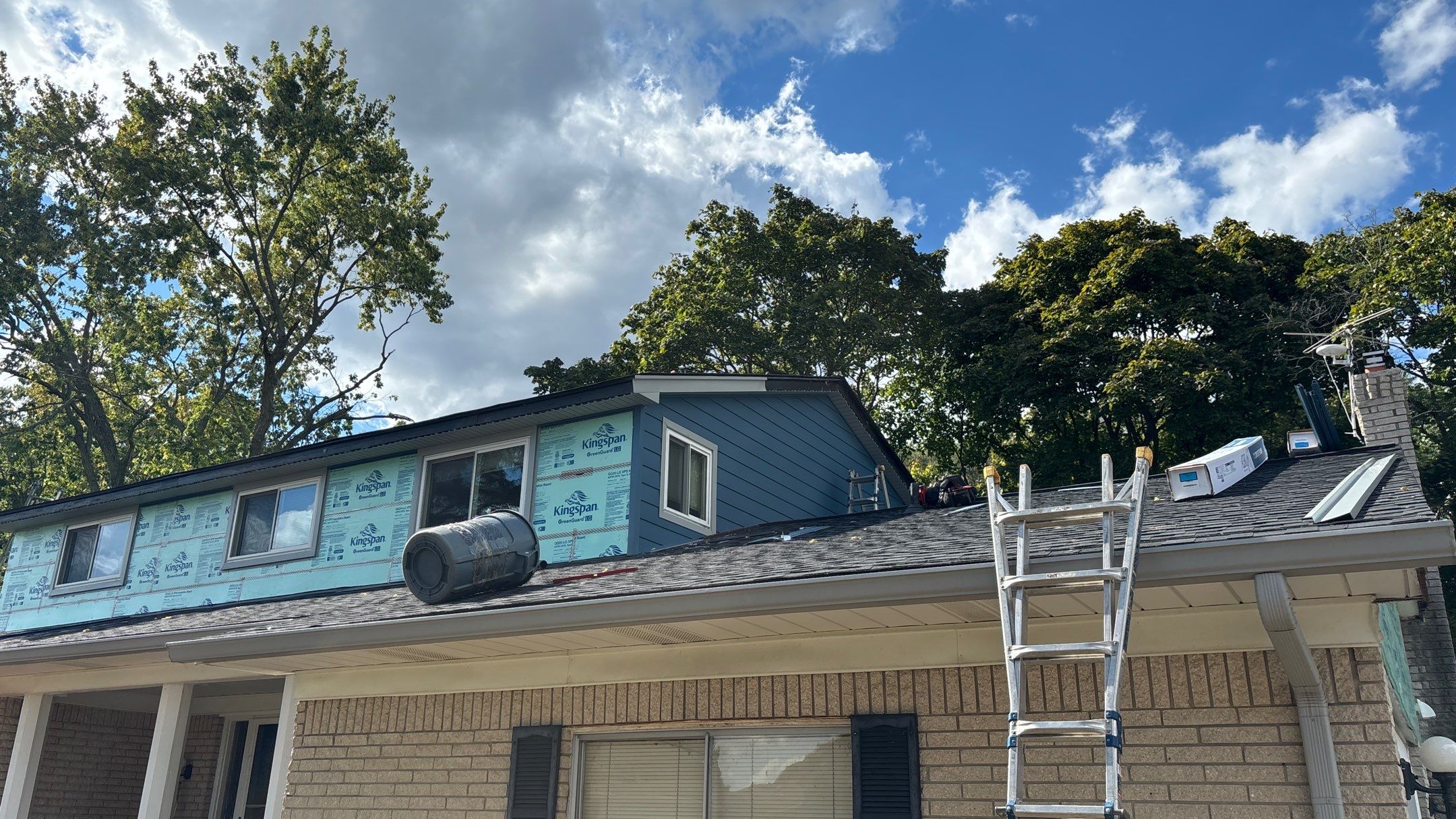 Siding Replacement using Ascend Laguna Blue by 180 Contractors