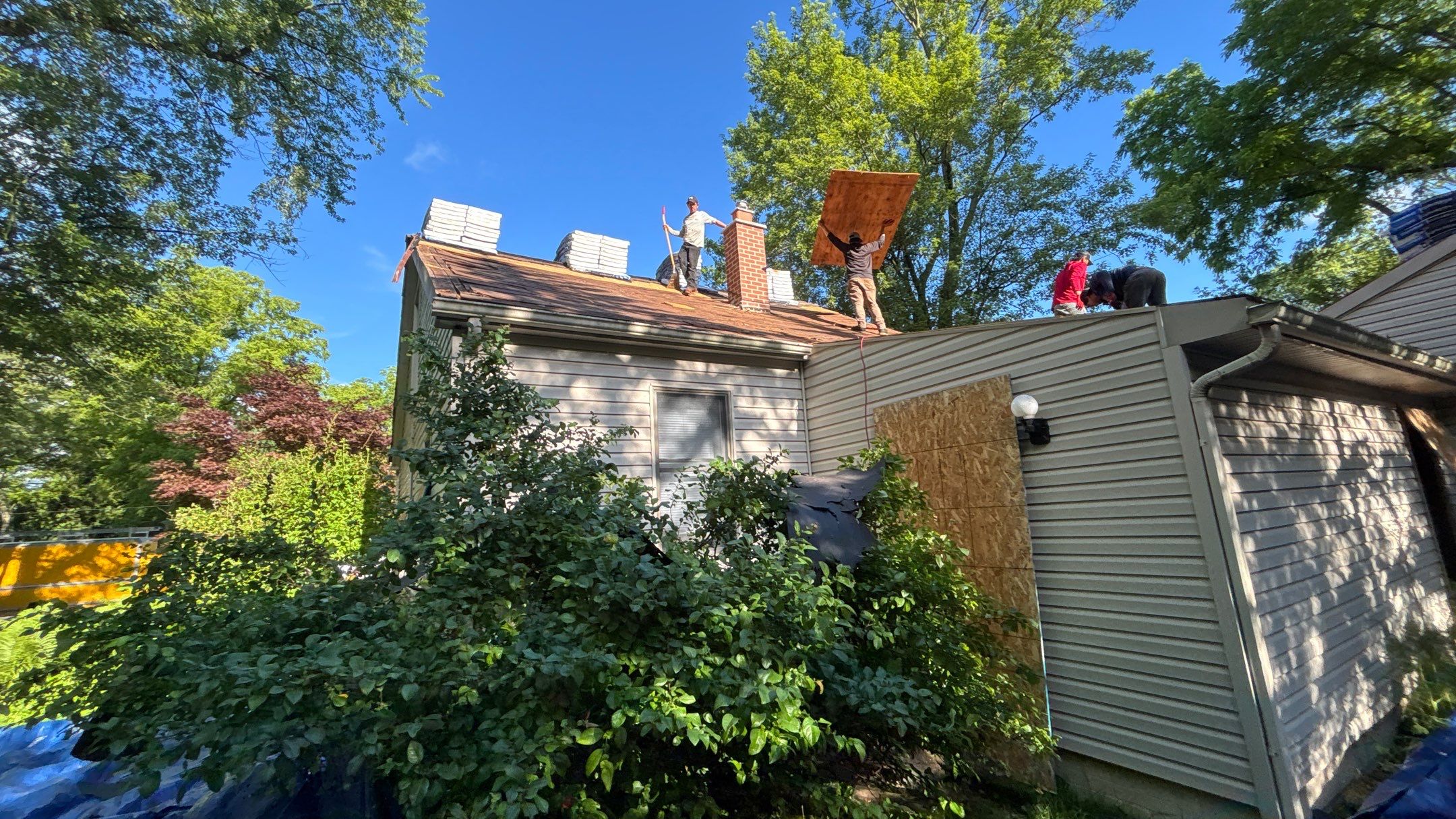 Roof Replacement using CertainTeed Landmark by 180 Contractors