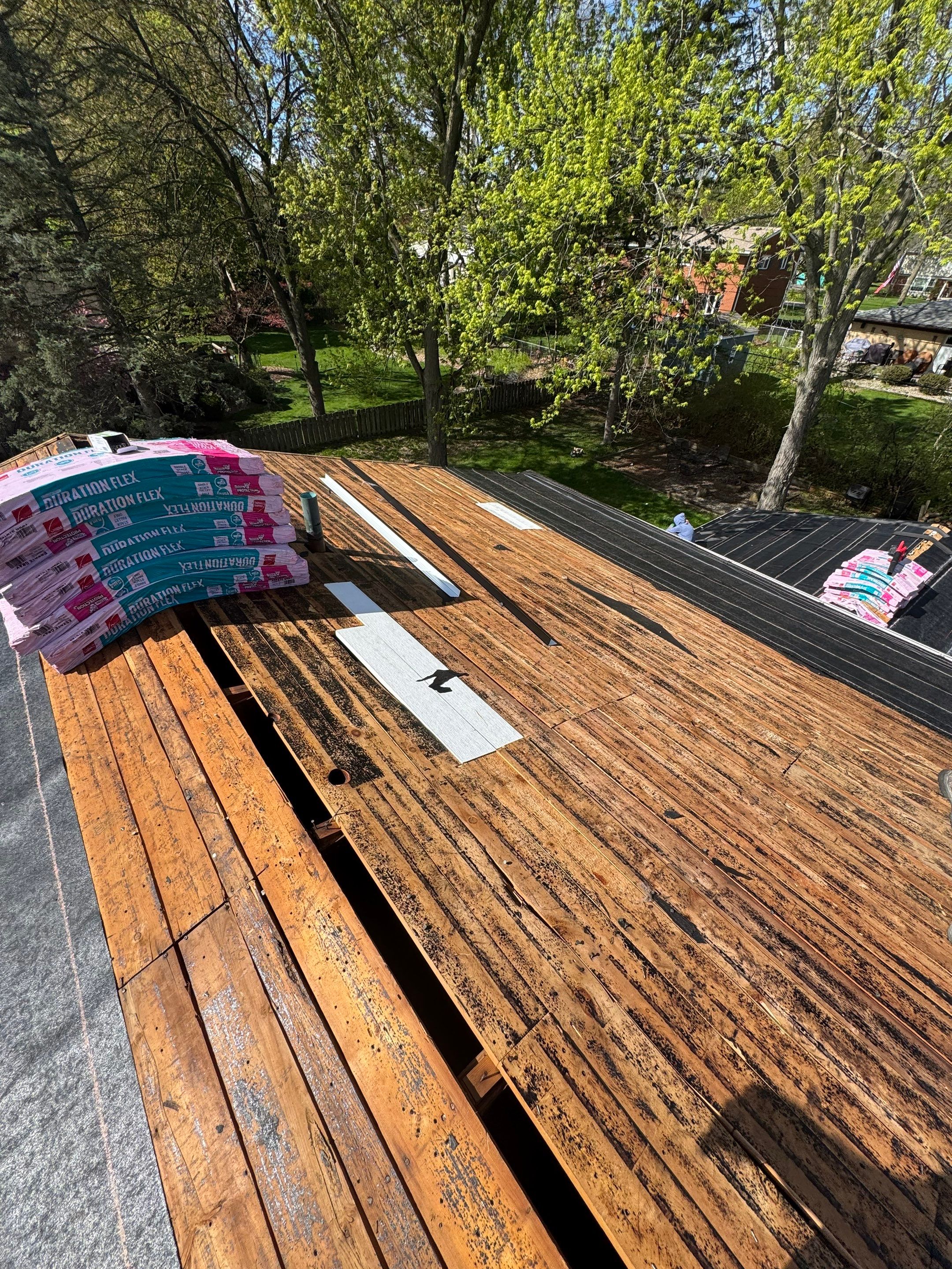 Roof Replacement using Owens Corning Tru Definitions by 180 Contractors