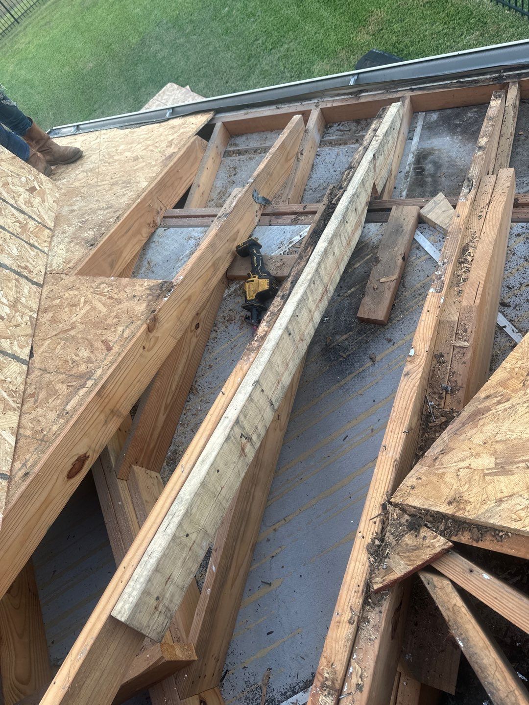 Residential Roofing Repair using Owen's Corning Duration (Lifetime) Shingles by Roof Repair Company
