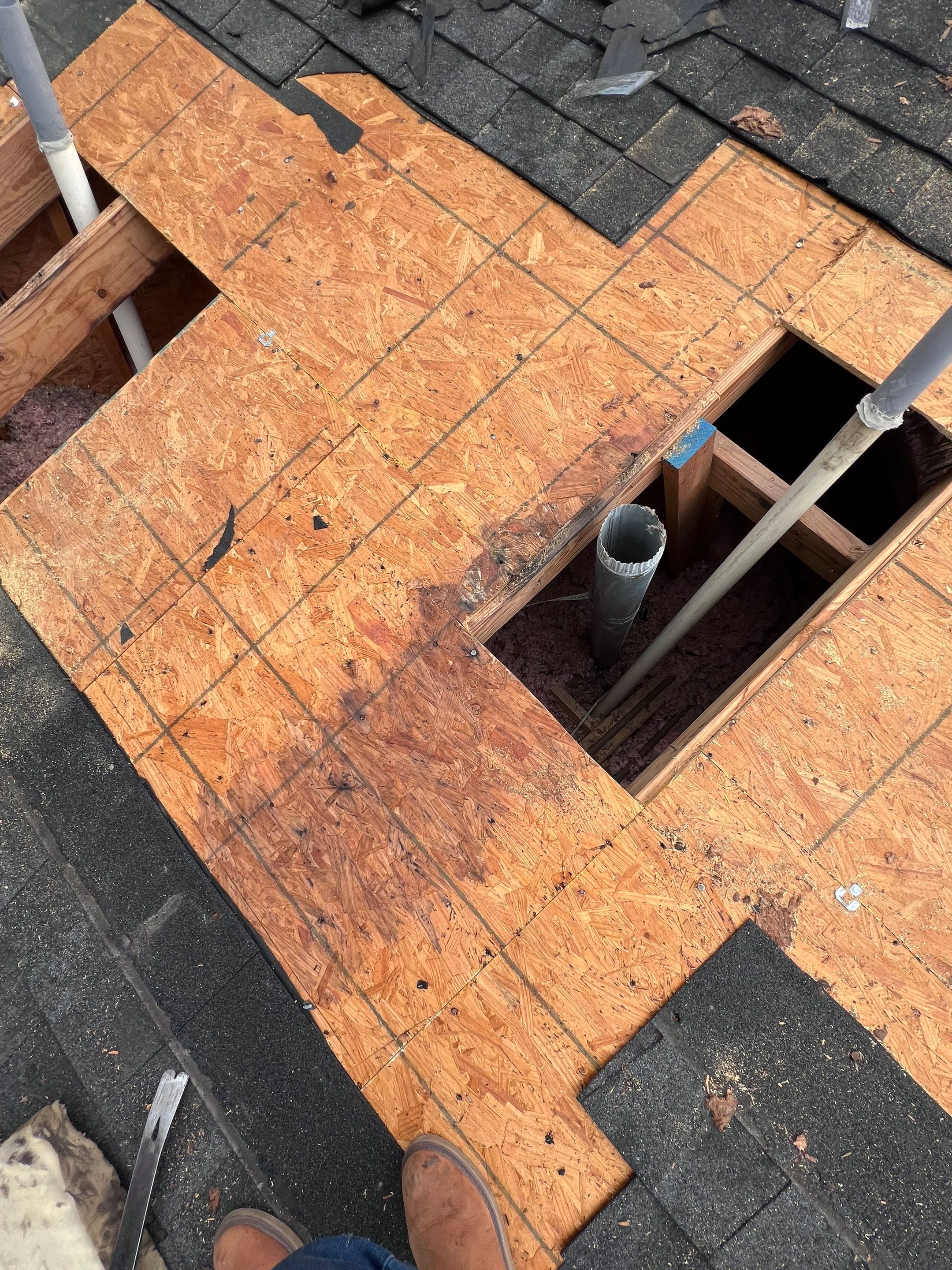 Hail Damage using Owen's Corning Duration (Lifetime) Shingles by Roof Repair Company