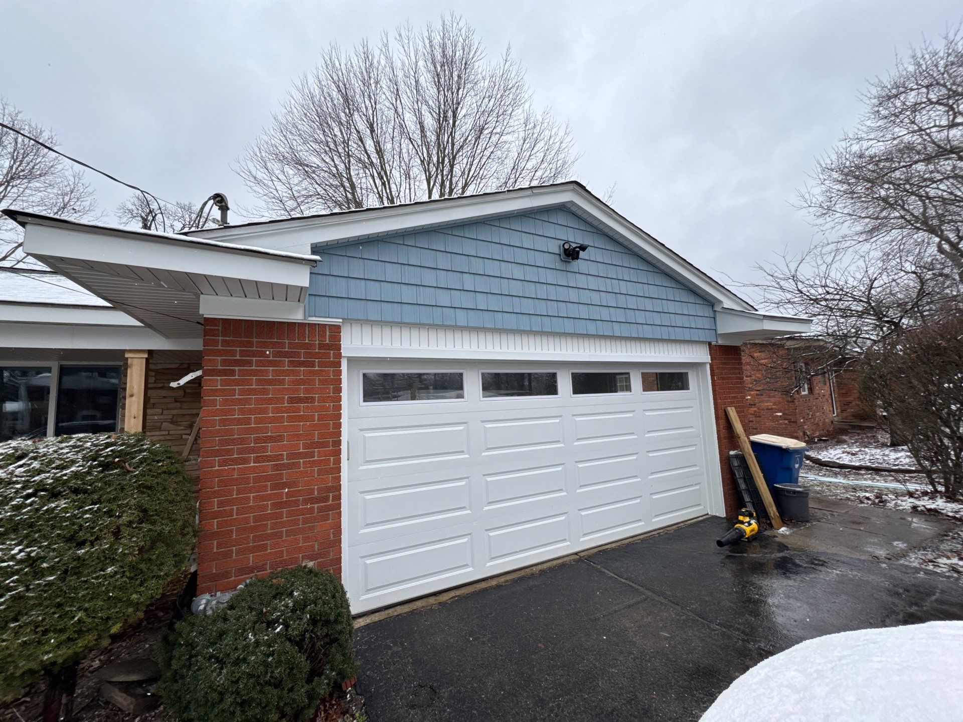 Siding Replacement using Alside Charter Oak D4.5" Colonial White by 180 Contractors