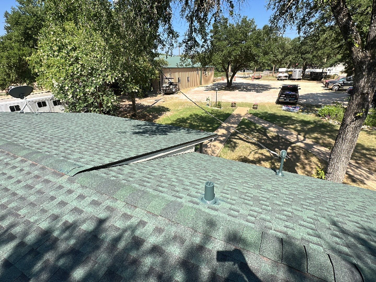 GAF HDZ - Hunter Green by Elite Roofing LLC