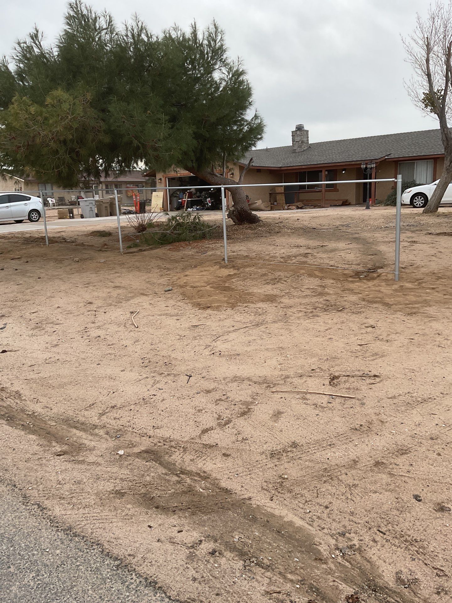 Fence Installation using chain -link by Fence Guys Inc. 