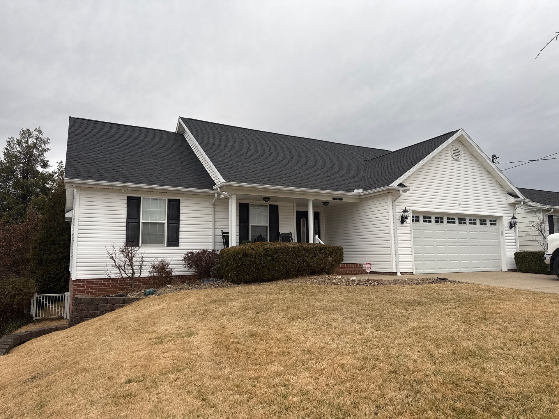 Residential Roofing Installation using GAF Timberline HDZ Charcoal by Rainstoppers Roofing