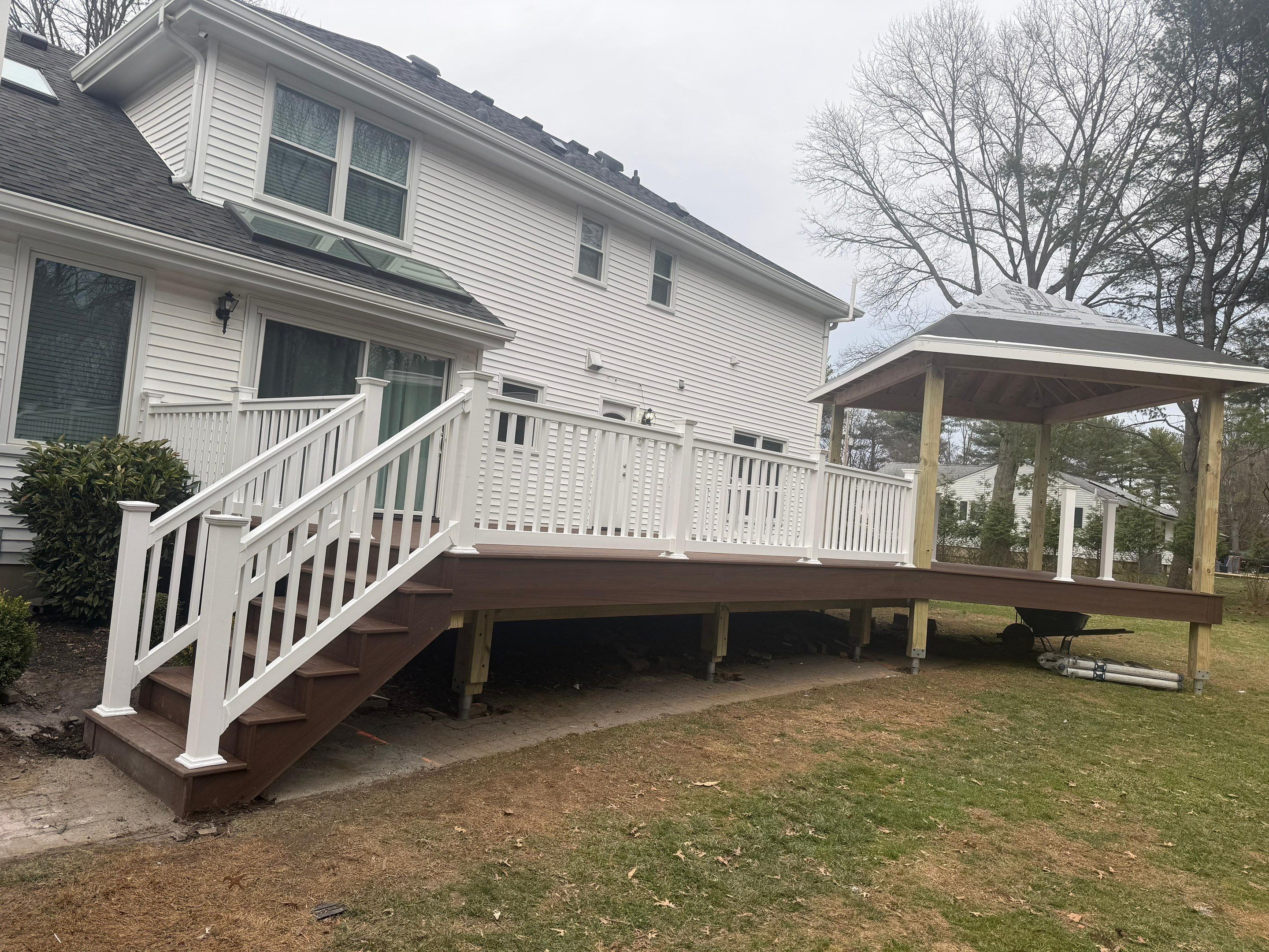 New Deck in Holmdel, New Jersey by deck guardian