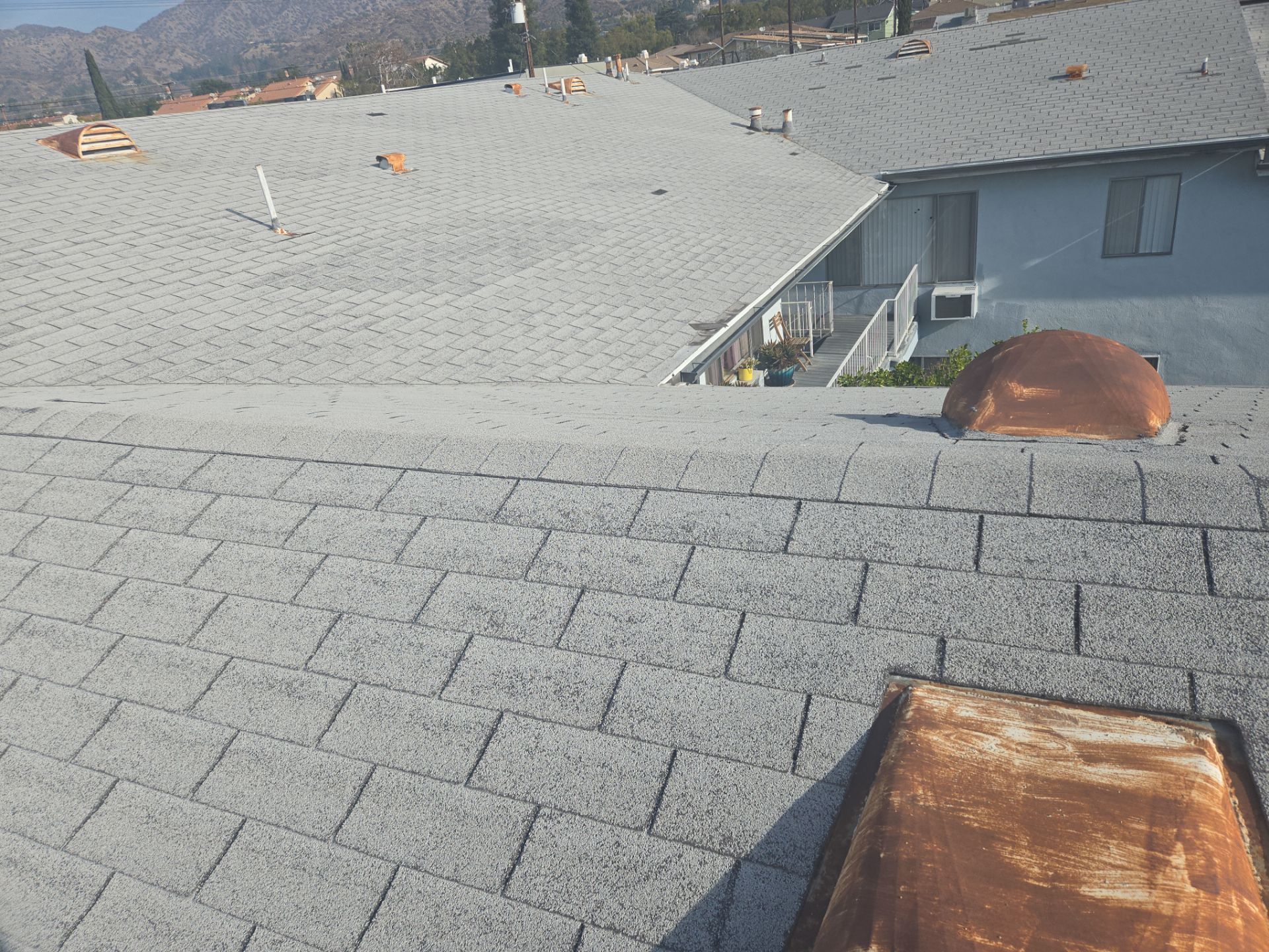 New Roof! Aparmtent Building in Burbank, CA by Hull Brothers Roofing