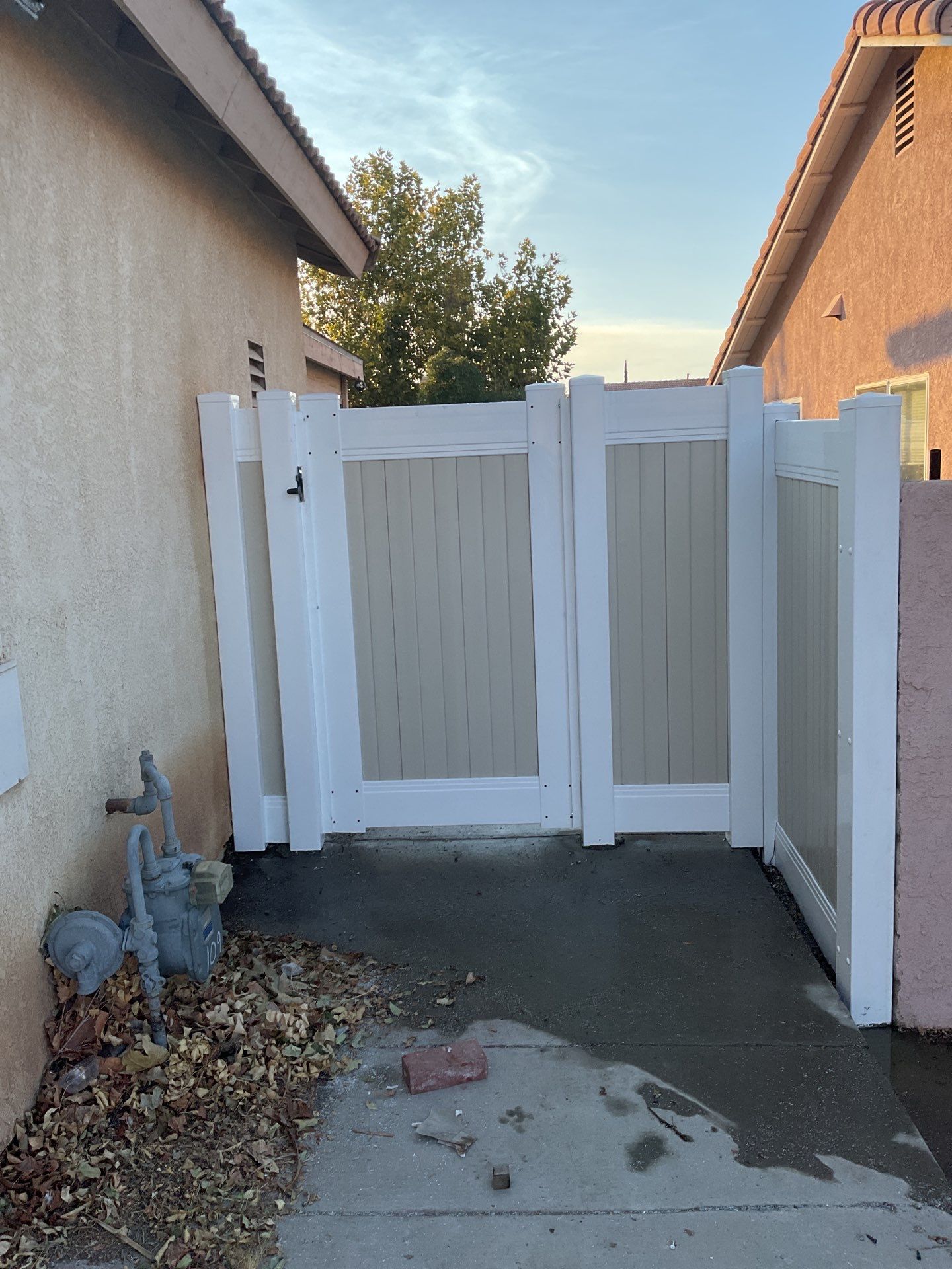 6ft White and Tan Privacy Vinyl  by Fence Guys Inc. 