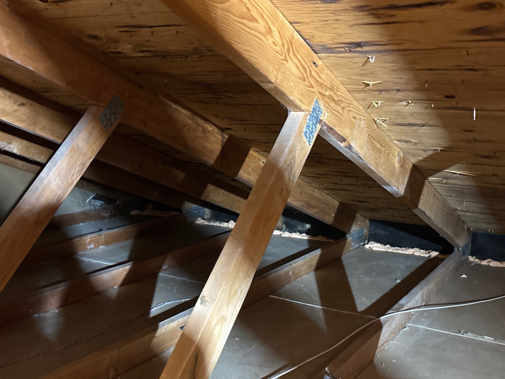 Stopping Ice Dams and Eliminating Drafts in Canonsburg, PA 15317 by Home Environment Solutions