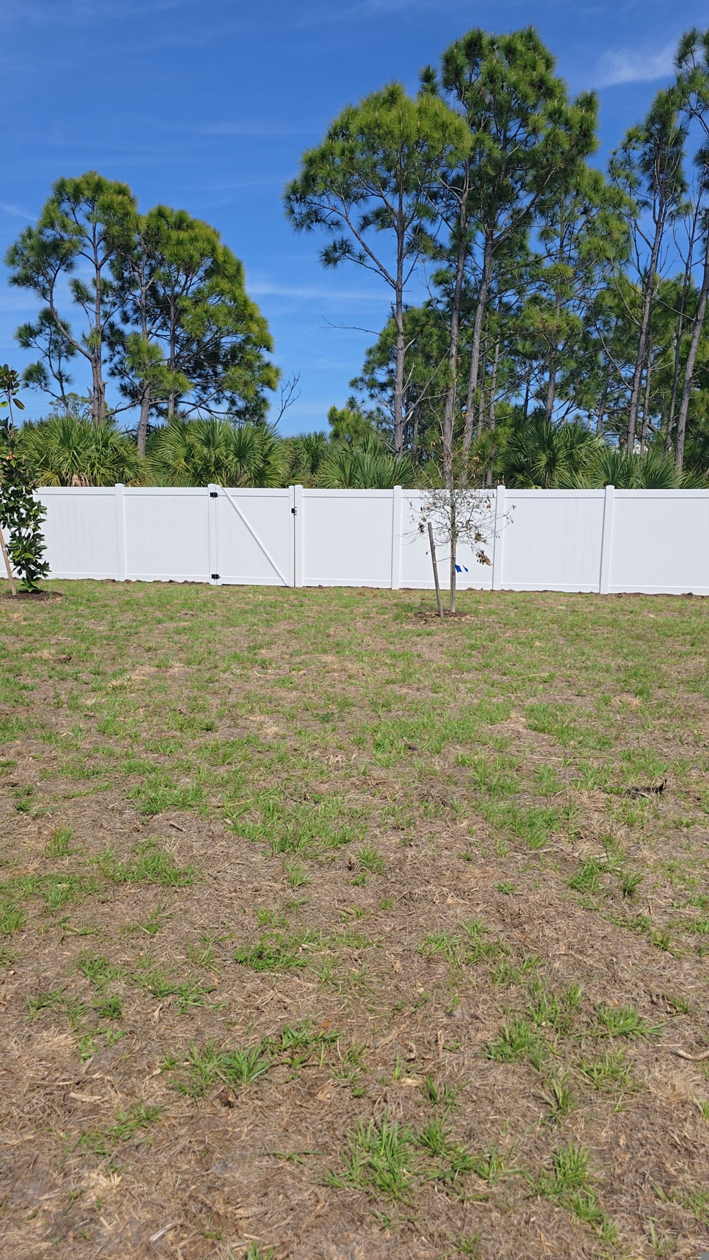 Vinyl Install in North Port by True Fence LLC