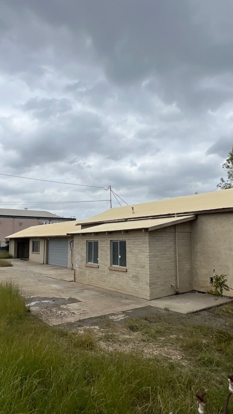 Spray foam and coatings using Conklin Benchmark/PUMA XL by Straight Edge Roofing Inc