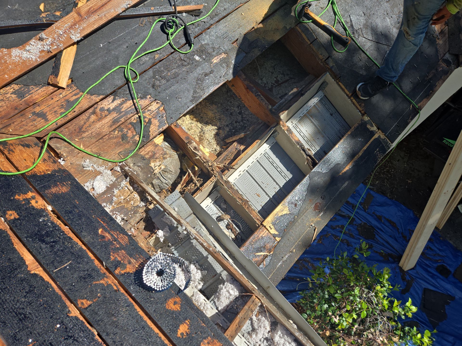 Project in St. Petersburg 33710 by Mitchell Roofing Company LLC 