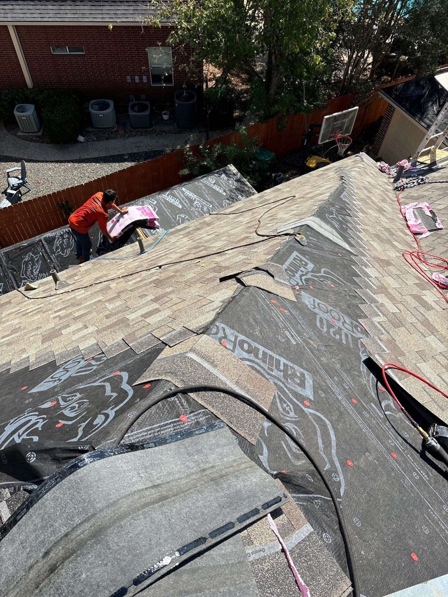 Residential Roofing Installation using Owen's Corning Duration (Lifetime) Shingles by Roof Repair Company