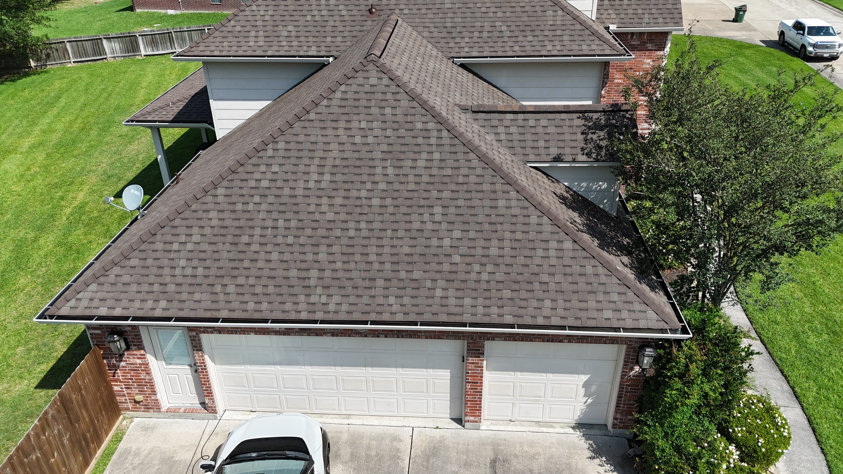 Huffman Roof Installation using Atlas Pinnacle Pristine by Modern BYLT Roofing & Construction
