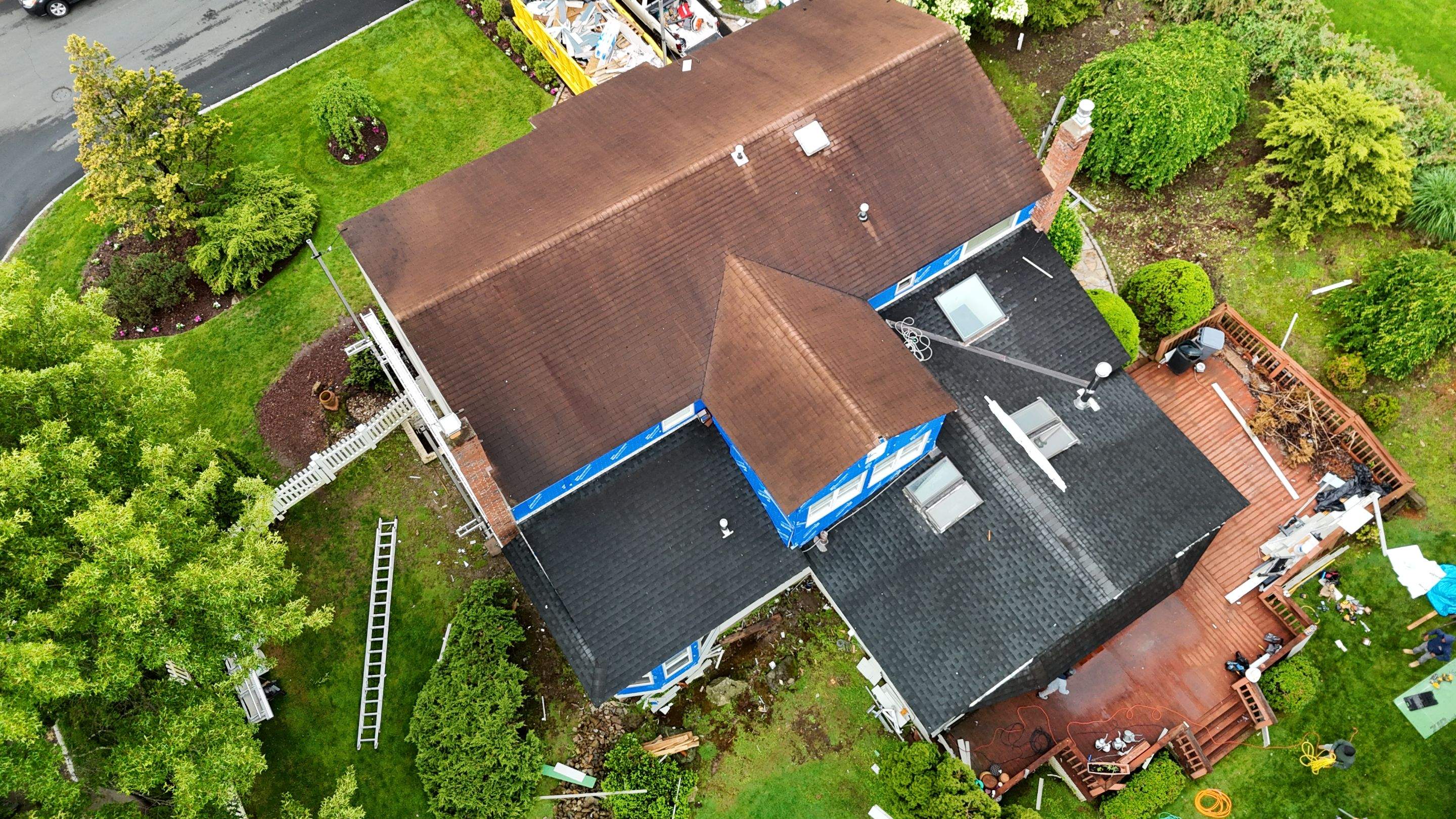Project in White Plains by The Energy Efficient Roofer & George's Seamless Gutters