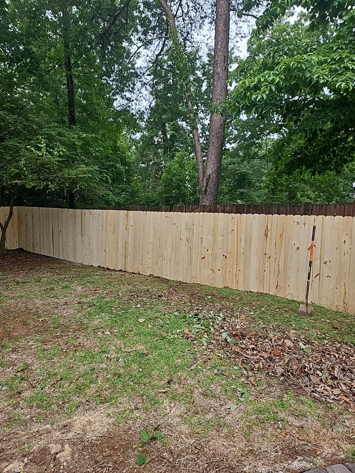 Royal Knoll Lane - Fence Installation  by Pillar and Pine