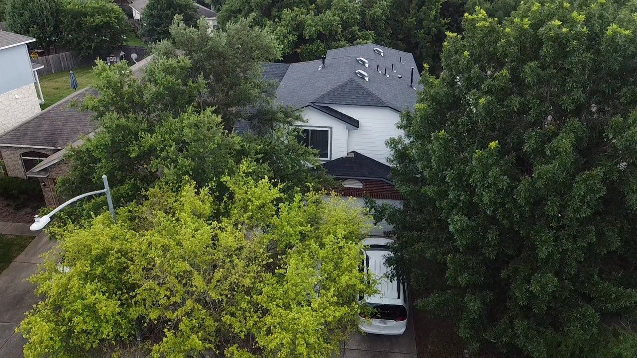 Onyx Black - Owens Corning TruDefinition Duration by RoofsOnly.com