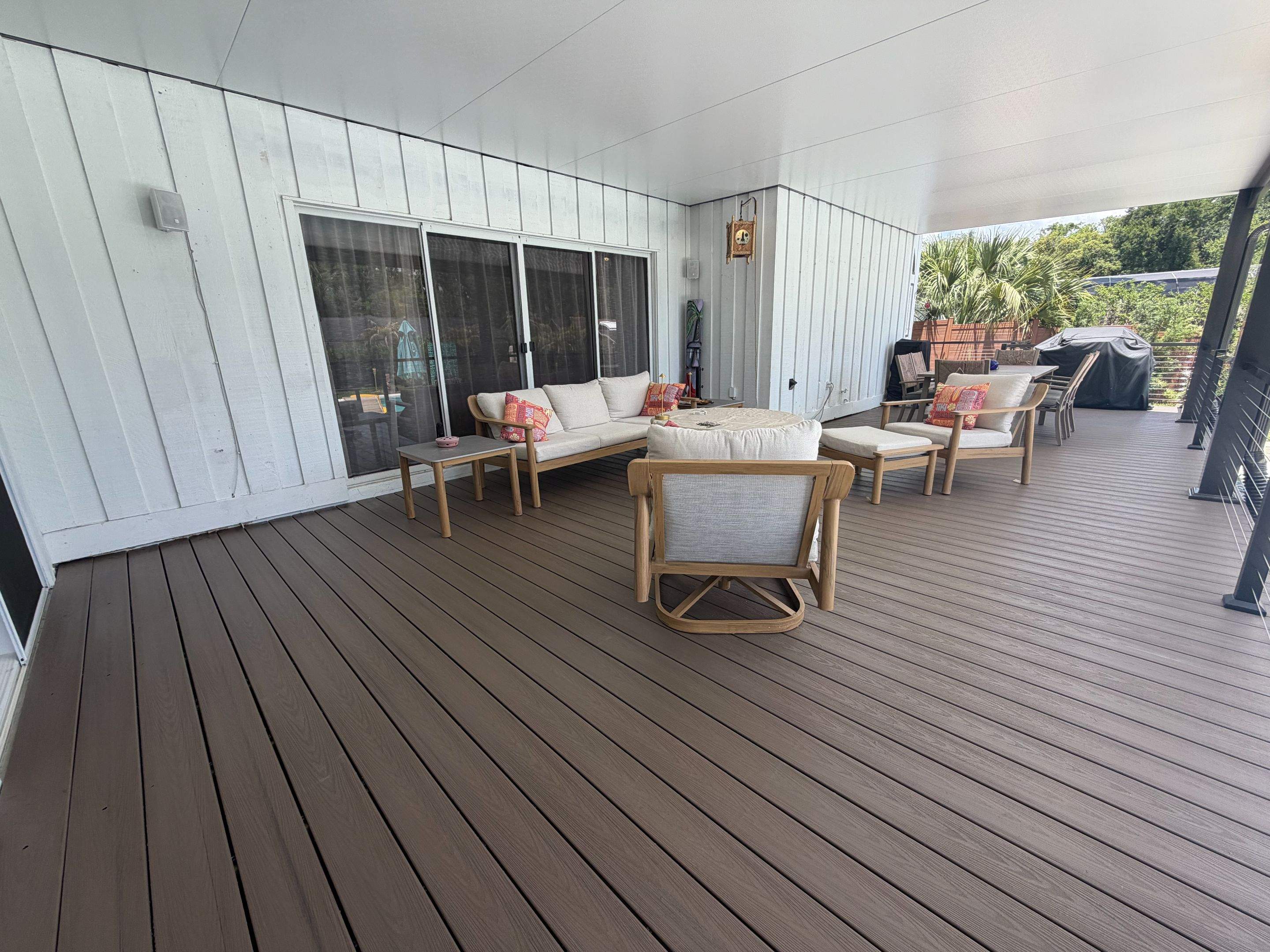 Aluminun patio cover using Deckorators venture by Orlando pergolas