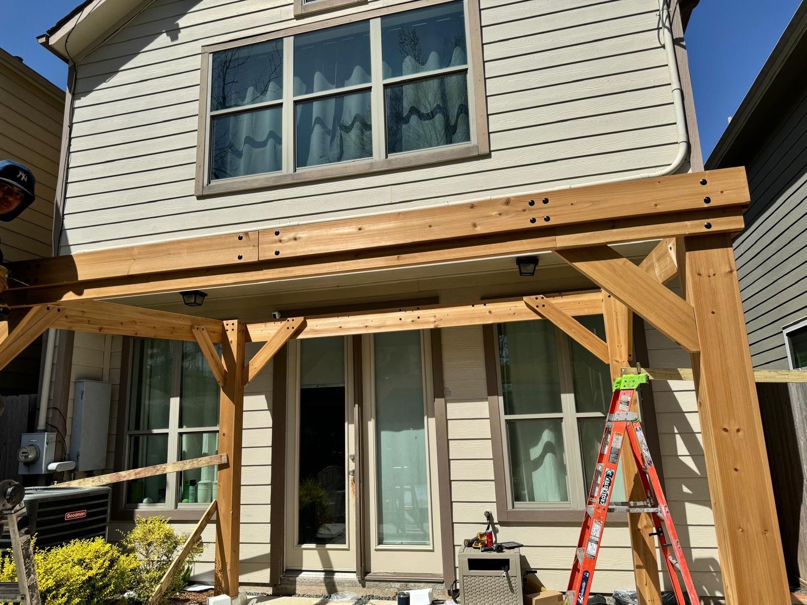 Backyard Upgrade: Professional Pergola Installation for Jennifer! ☀️🍹 by Texas Urban Elements
